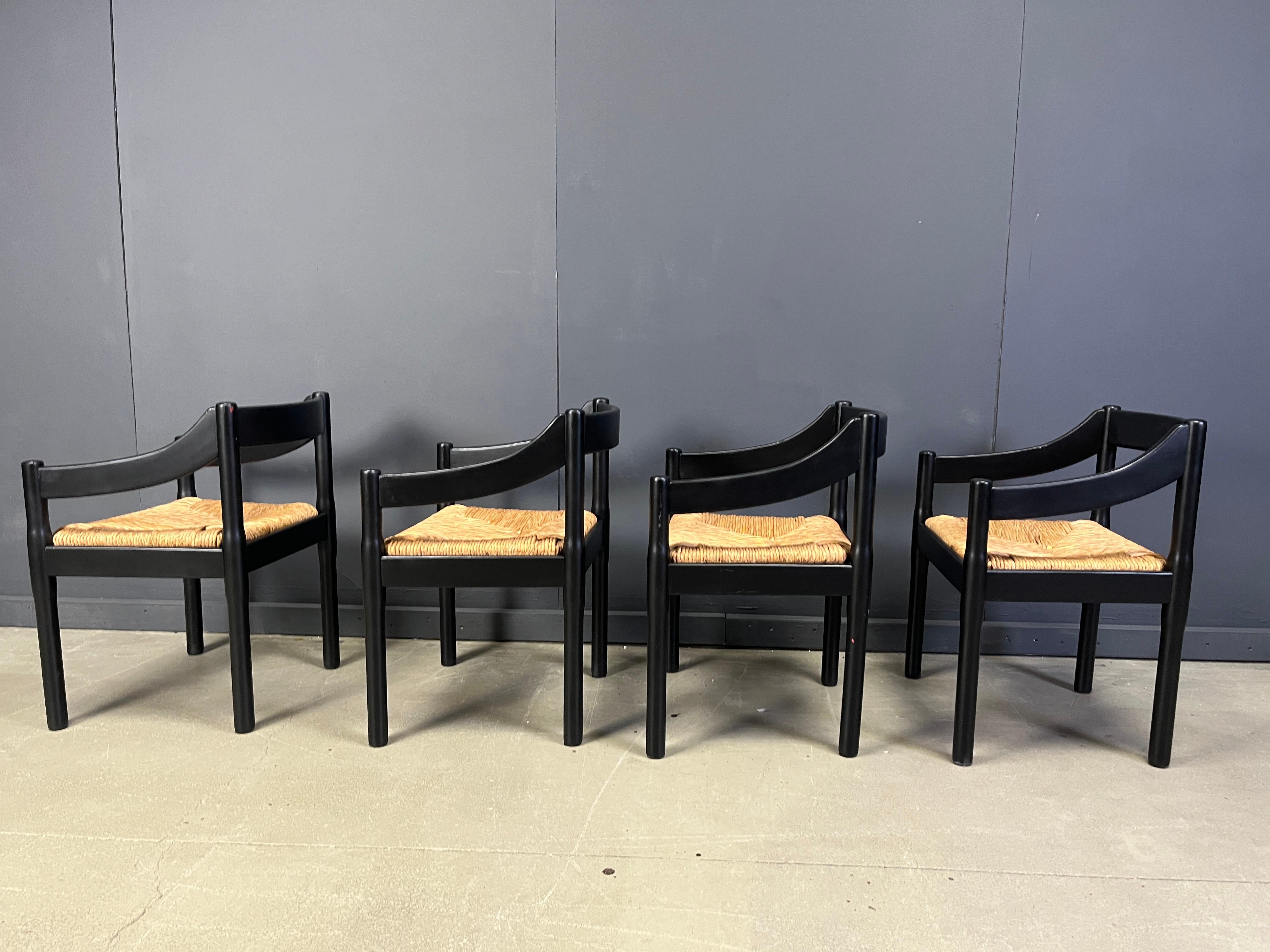 Set of 4 carimate armchairs by Vico Magistretti, 1960s For Sale 2