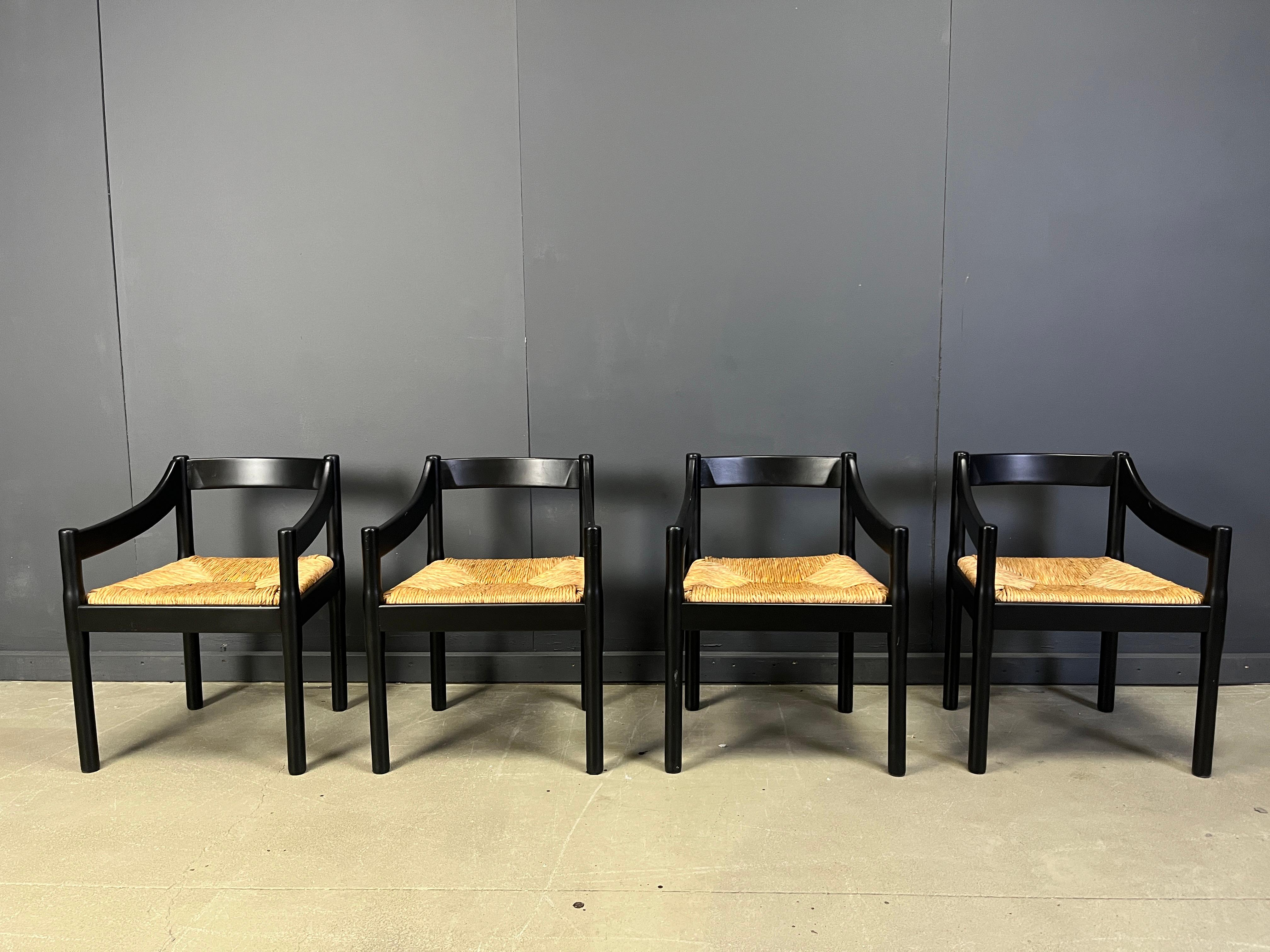 Mid century armchairs model Carimate designed by Vico Magistretti for Cassina.

Initially designed for a Golf club called 'Carimate Golf club' these chairs became very popular and a true design icon

1960s - Italy

Good condition, very good wicker