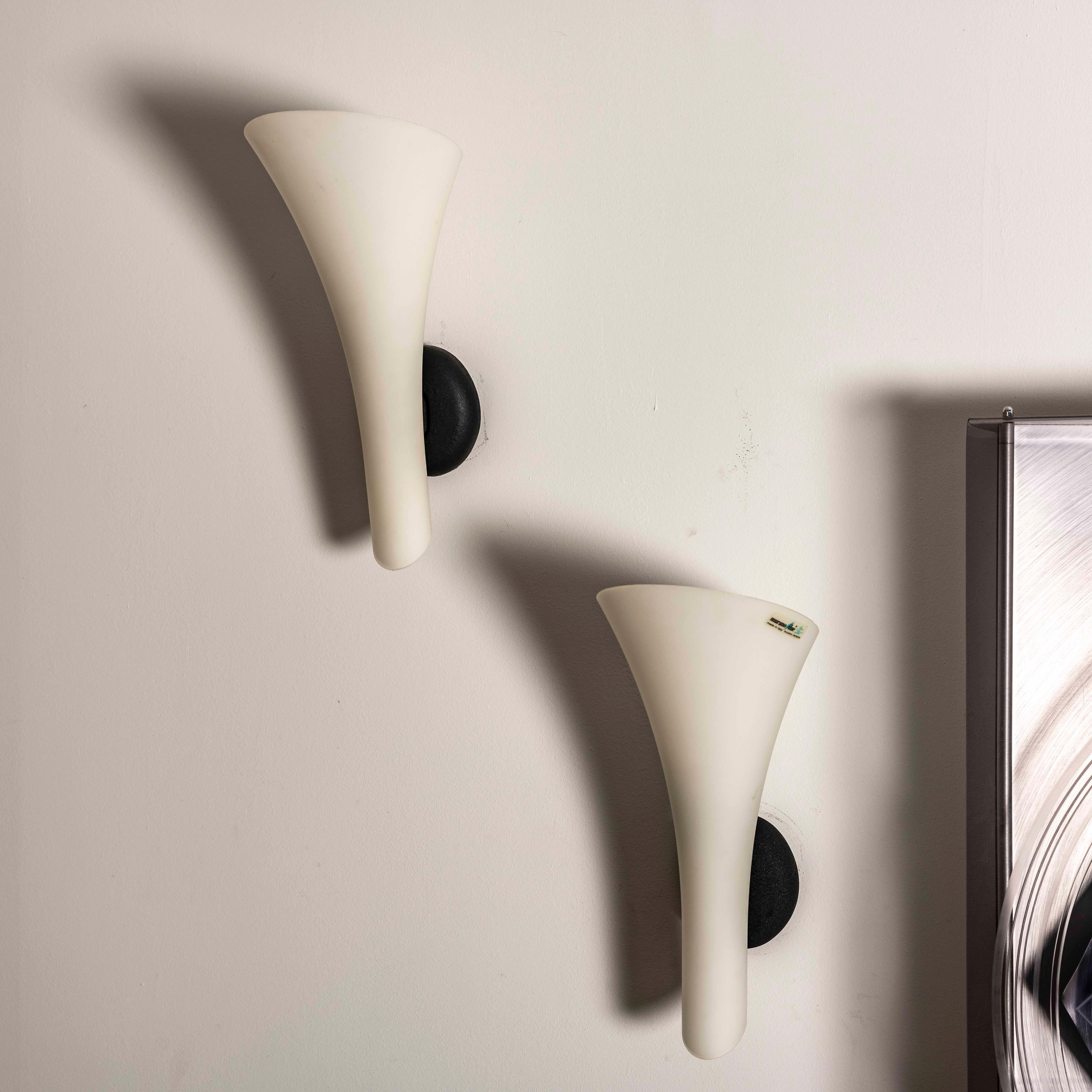 Late 20th Century Set of 4 Carlo Nason murano opaline glass wall lamps for MuranoDUE 1980s For Sale