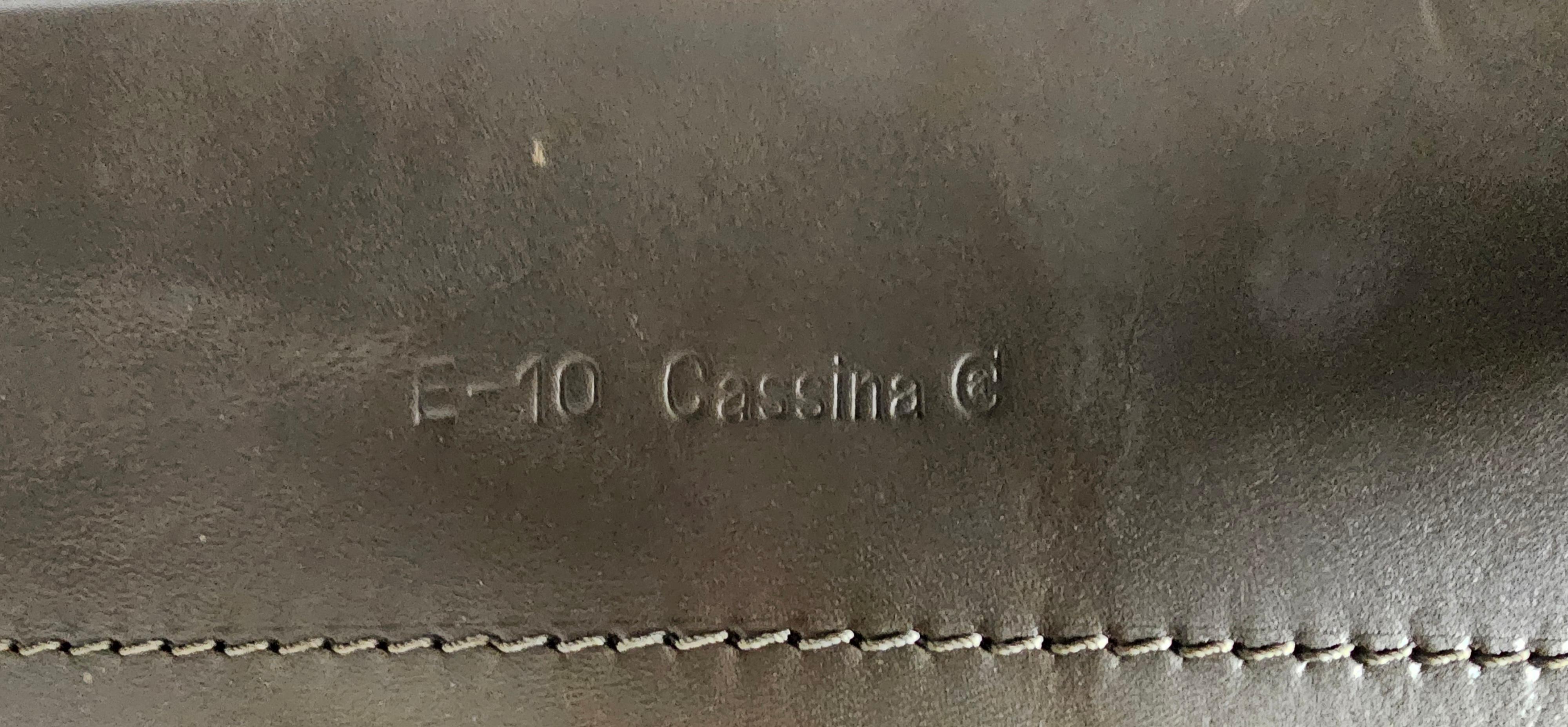 Set of 2 Cassina CAB-414 armchairs in grey leather by Mario Bellini, 1980s For Sale 5