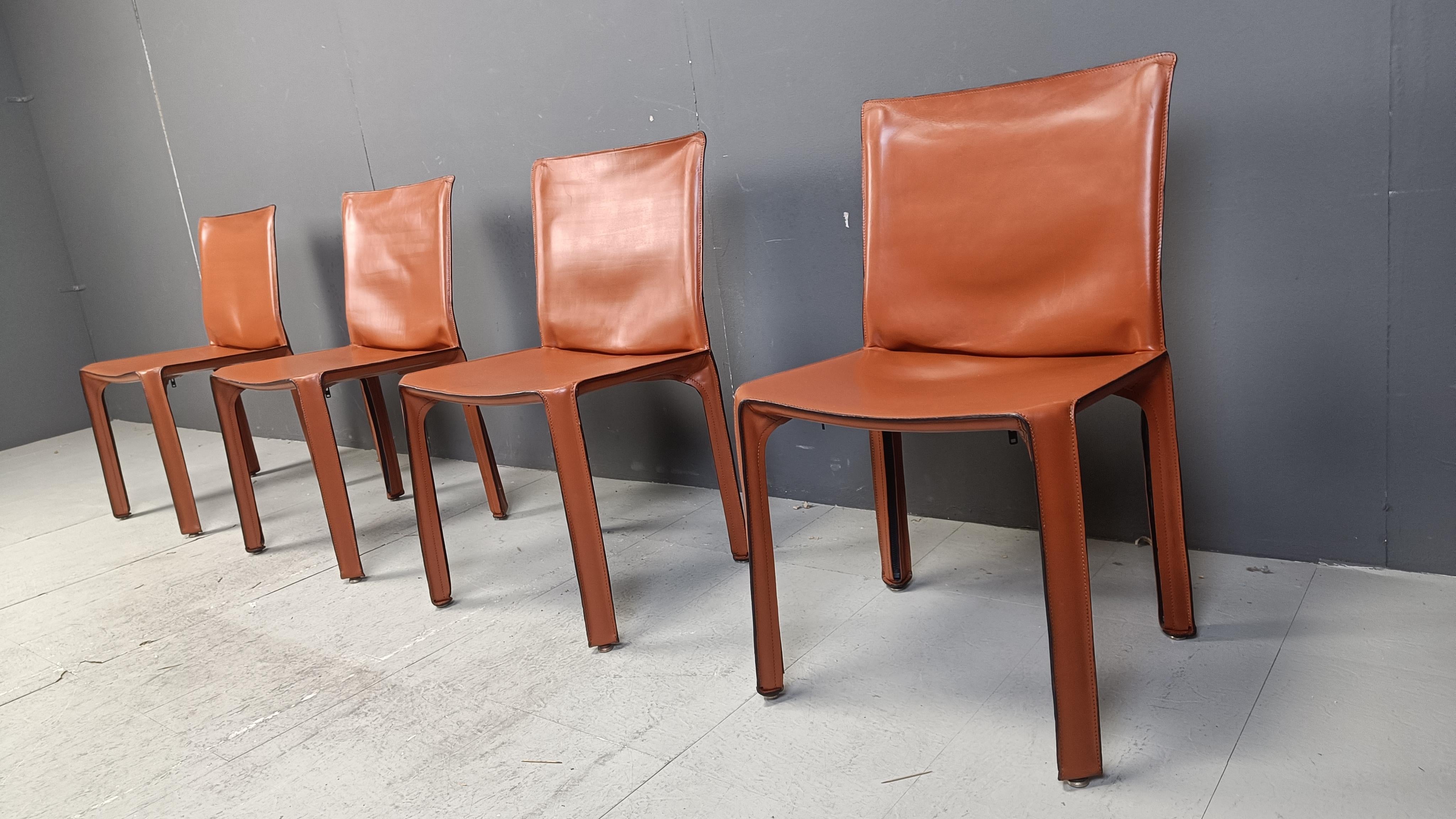 Set of 4 Cassina Cab Chairs by Mario Bellini, 1980s In Good Condition In Leuven, Vlaams Gewest
