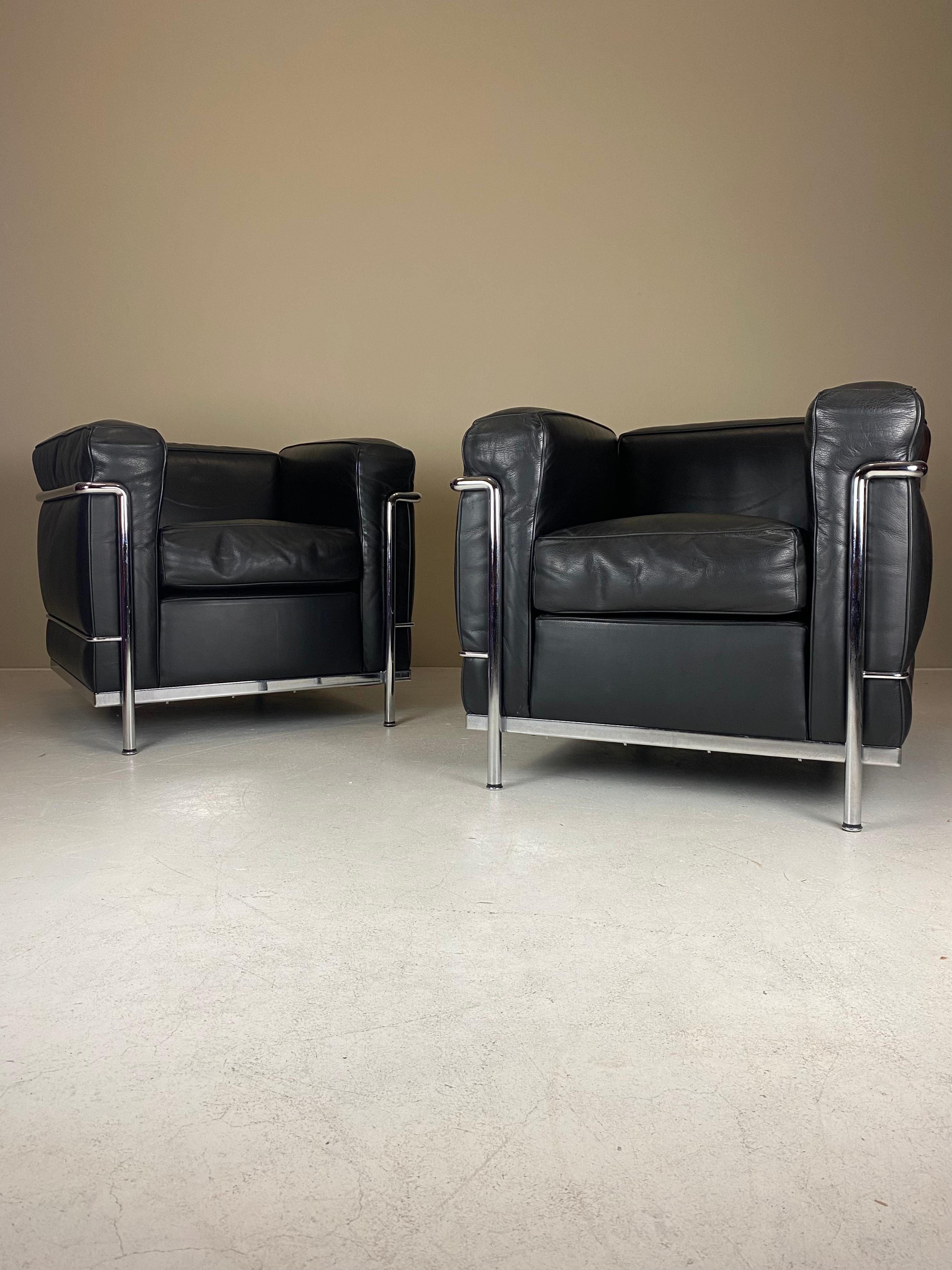 Set of 4 Cassina LC2 Armchairs by Perriand, Le Corbusier & Jeanneret 3