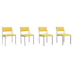 Juego de 4 sillas Cees Braakman para Pastoe con armazón cromado en amarillo sol