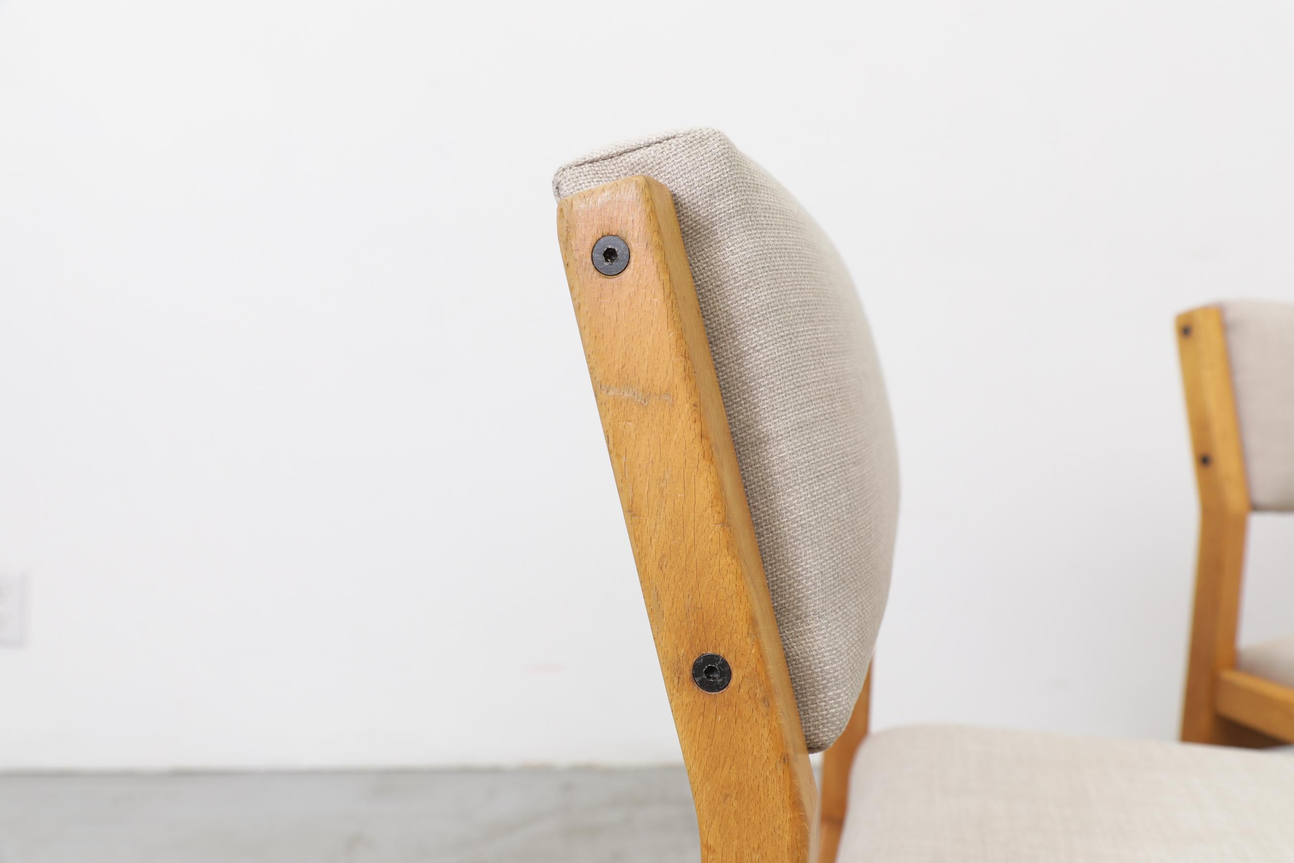 Ensemble de quatre chaises en hêtre Cees Braakman pour Pastoe Modèle SA07 avec sièges gris pâle en vente 9
