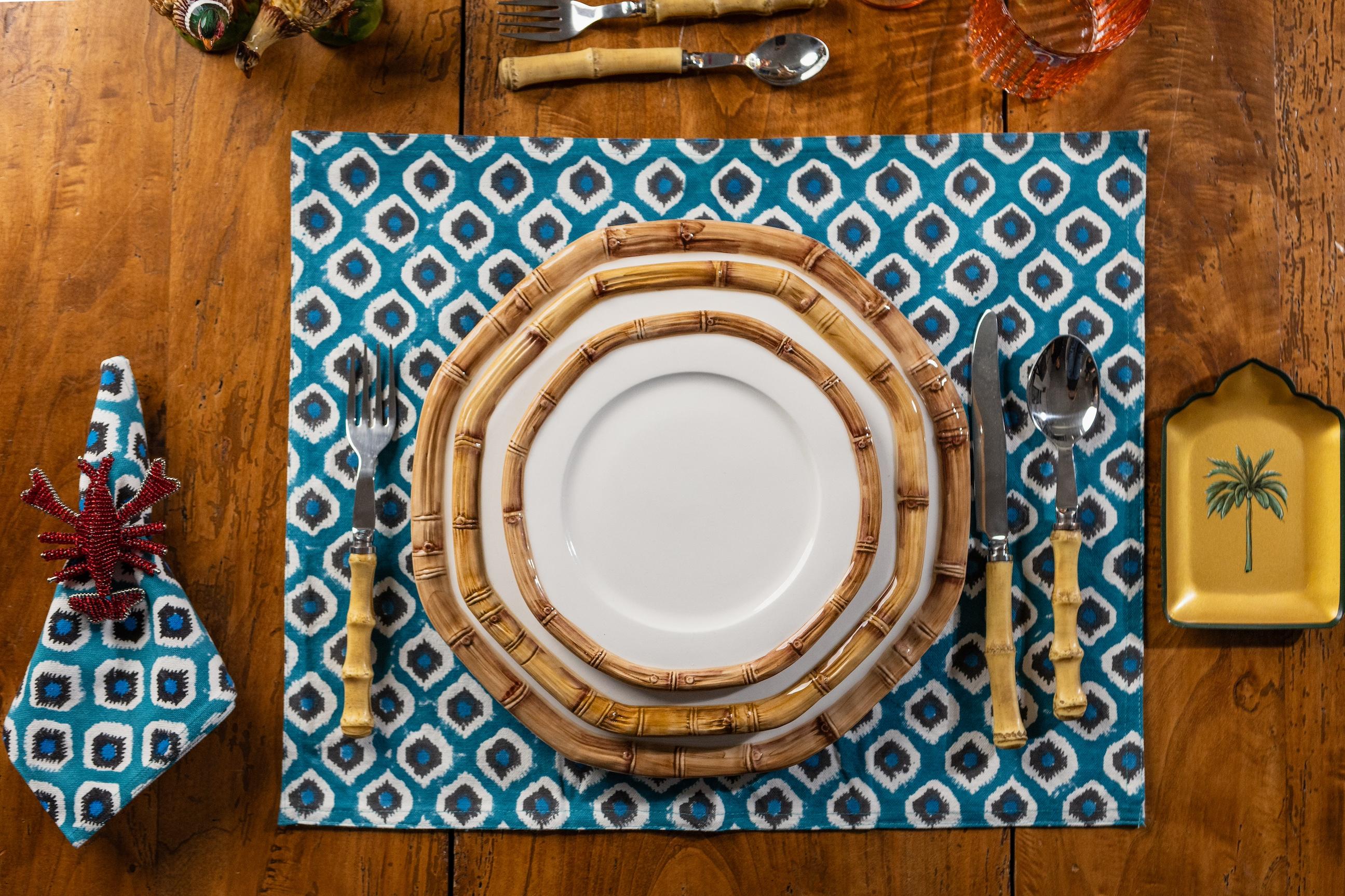 Mid-Century Modern Set of 4 Ceramic Bamboo Dessert Plates - Made in Italy For Sale