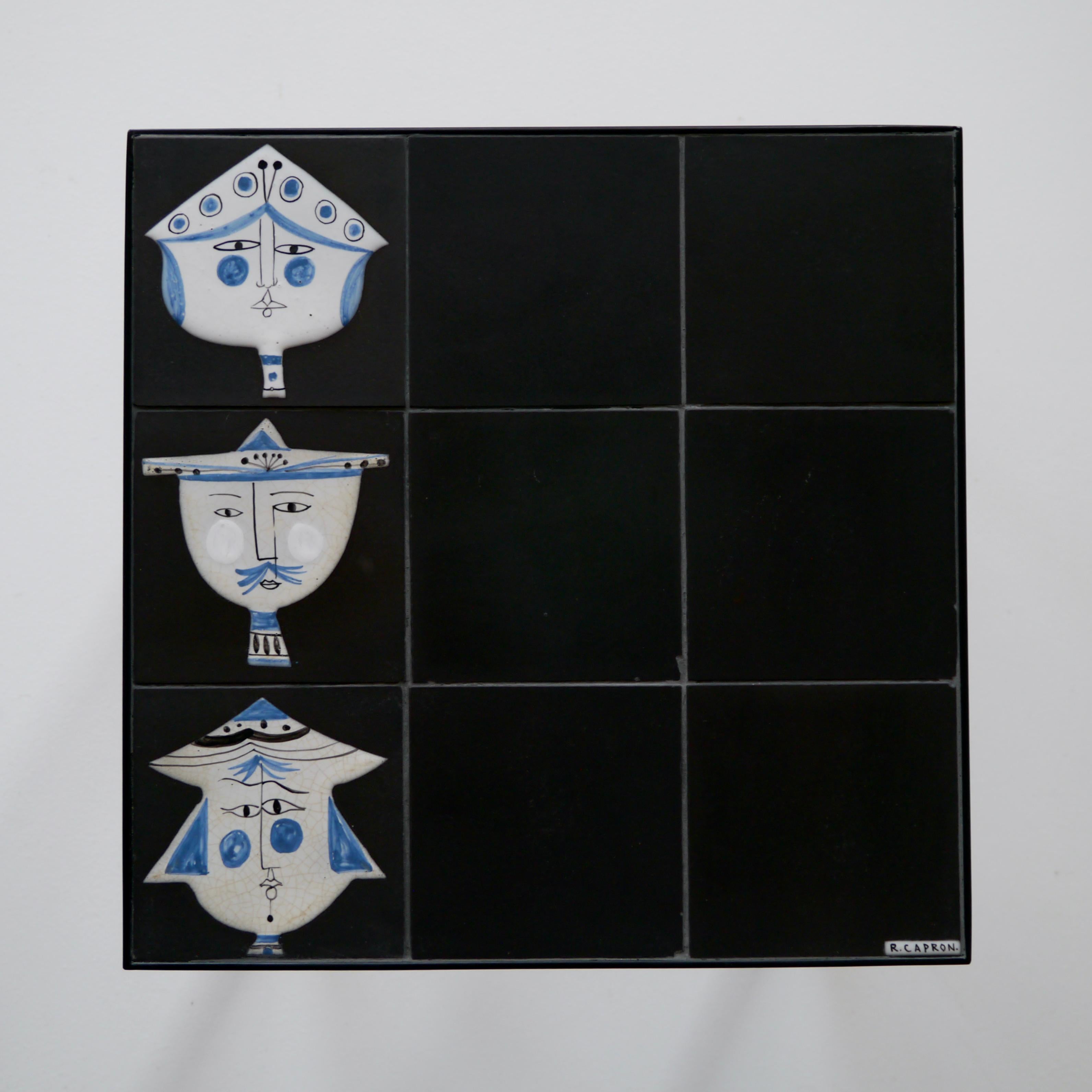 Ensemble de 4 tables d'appoint en céramique Roger Capron, Vallauris, vers 1960 Bon état - En vente à St Ouen, FR