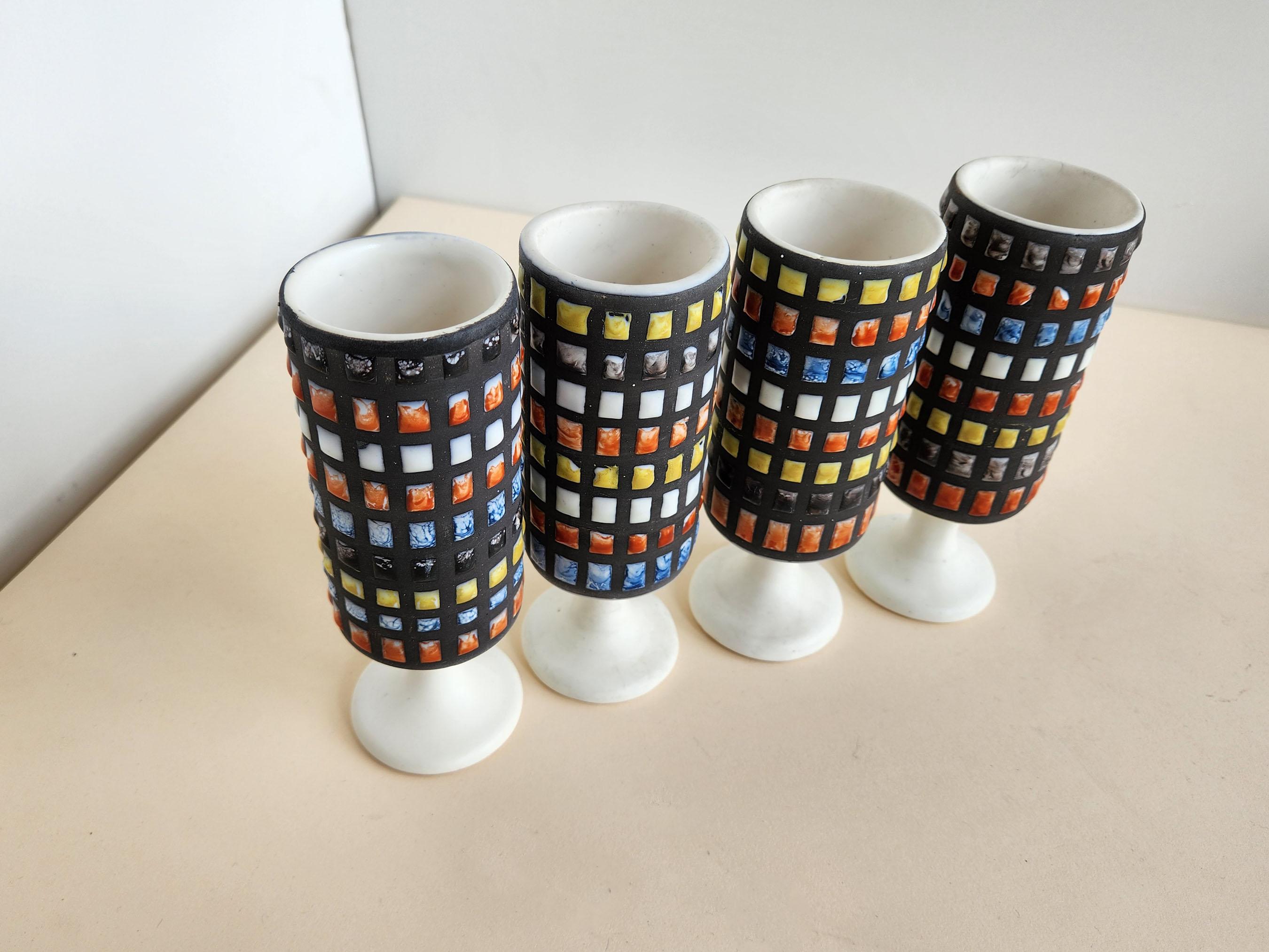 Mid-Century Modern Roger Capron - Set of 4 Ceramic Mugs with Cobblestones  For Sale