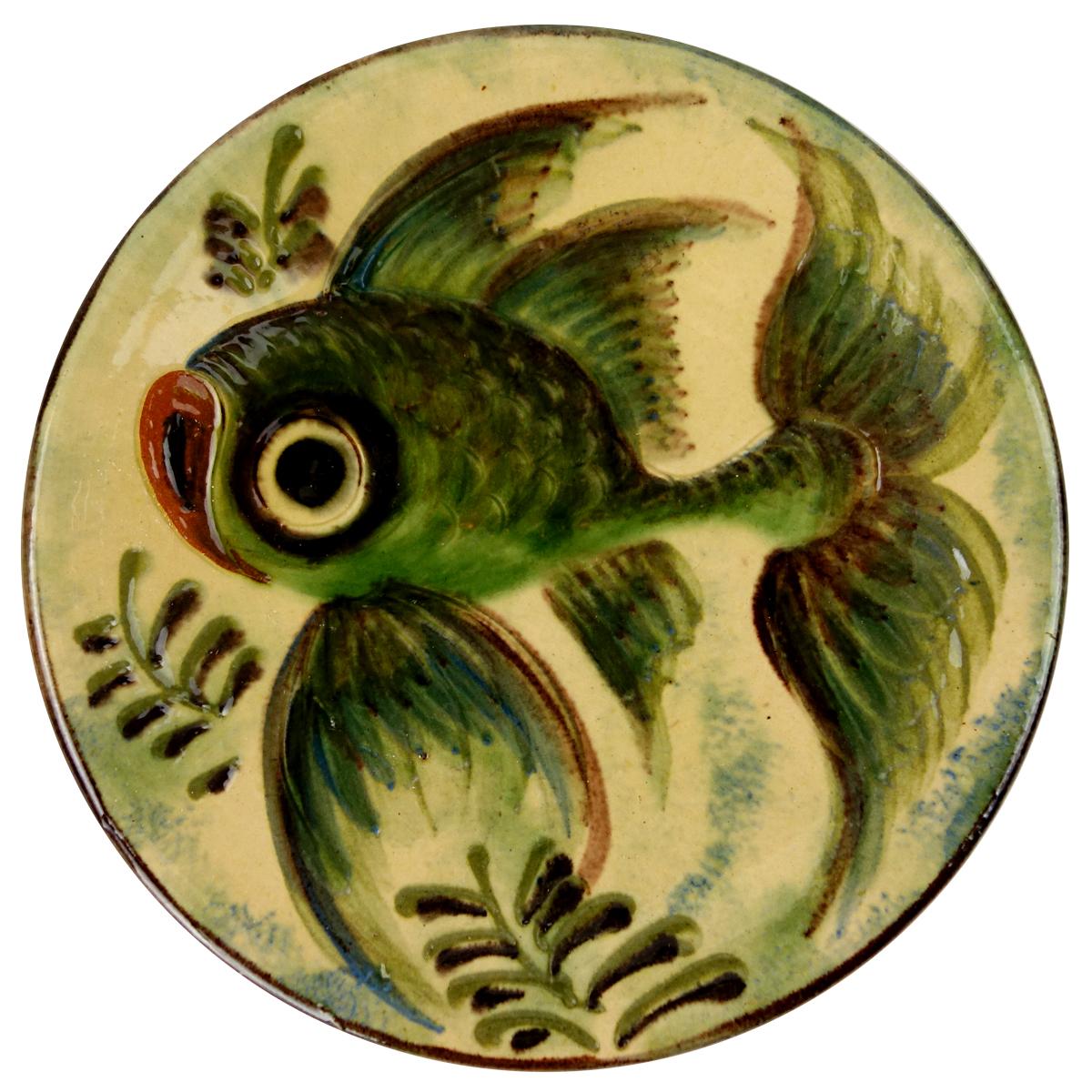 Mid-Century Modern Set of 4 Ceramic Wall Plates with Fish Decor Signed by Spanish Maker Puigdemont