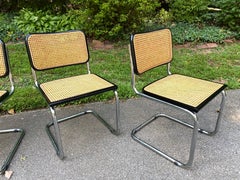 Ensemble de 4 chaises Cesca de Marcel Breuer, fabriquées en Italie