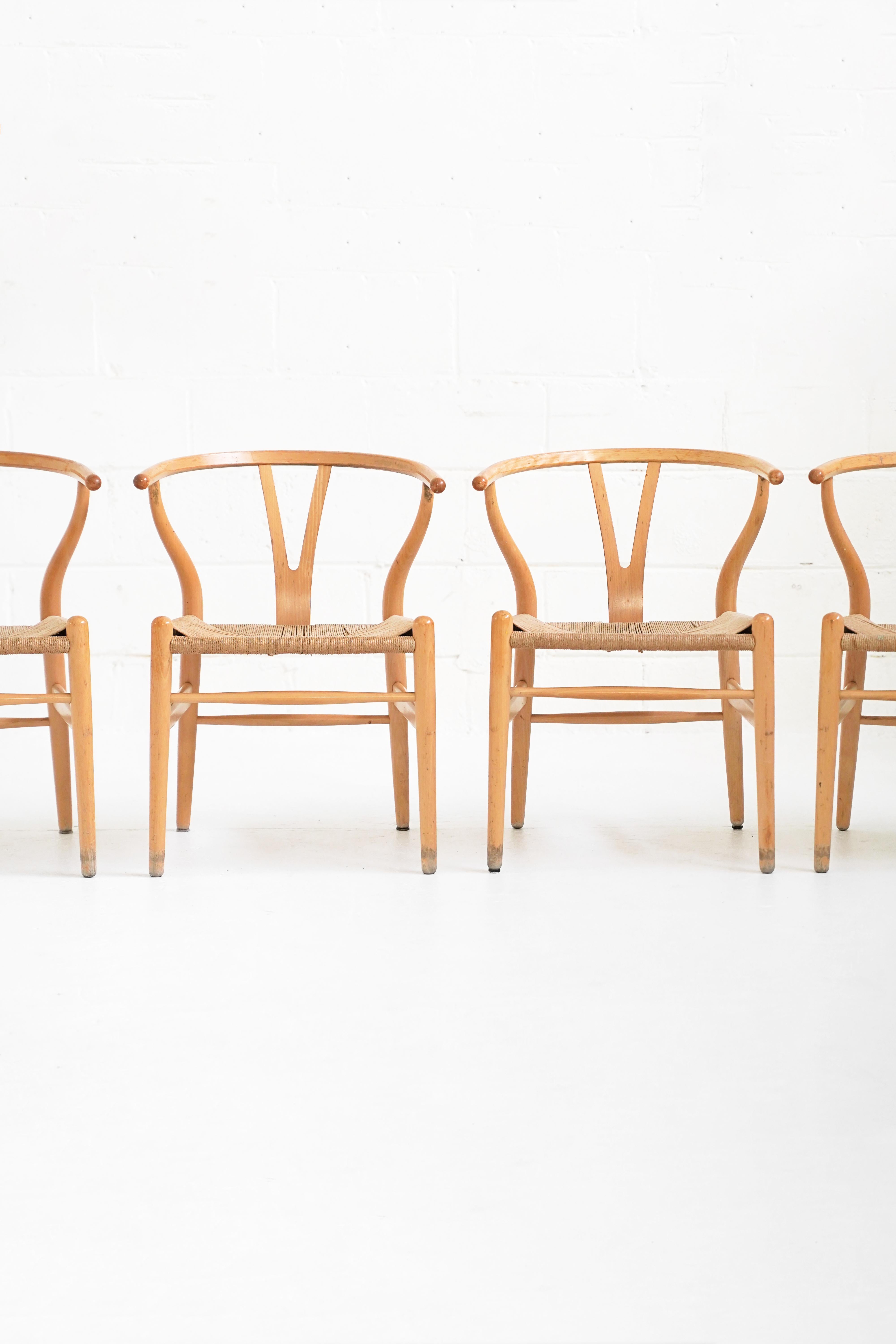Danish Set of 4 CH24 Wishbone Dining Chairs by Hans Wegner for Carl Hansen & Søn