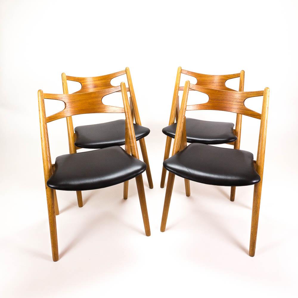 Set of 4 CH29 Sawbuck Dining Chairs by Hans Wegner for Carl Hansen & Søn For Sale 2