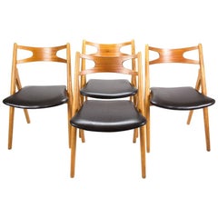 Set of 4 CH29 Sawbuck Dining Chairs by Hans Wegner for Carl Hansen & Søn