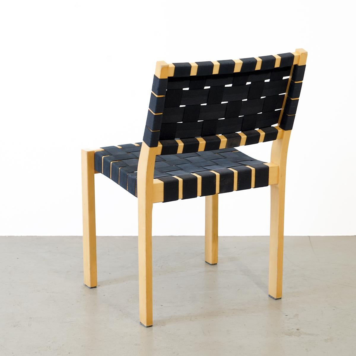 Finnish Set of 4 Chair, Model 611, Alvar Aalto for Artek