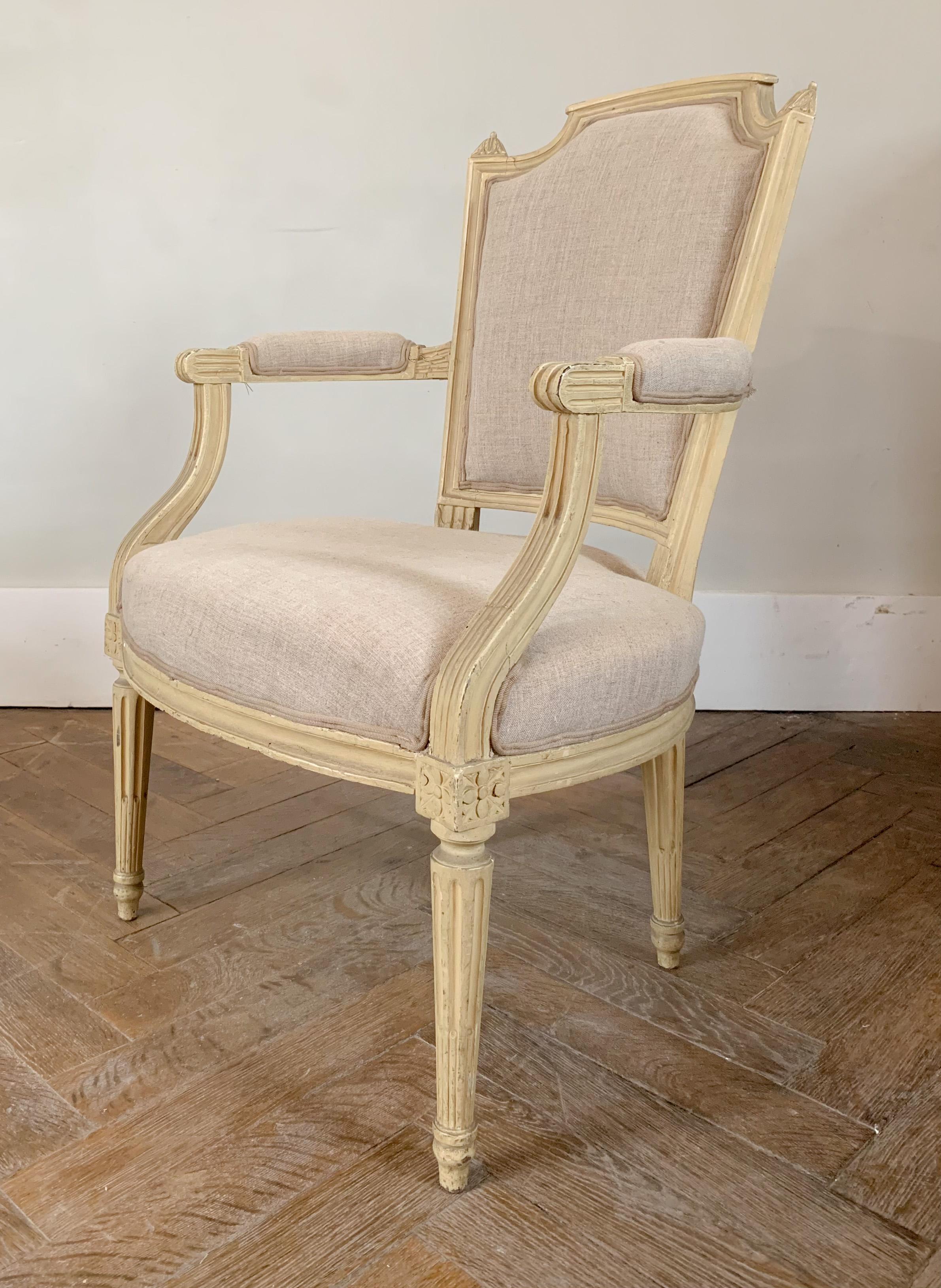 French Set of 4 Chairs and 2armchairs Linen - Louis XV Style - 19th France For Sale 2