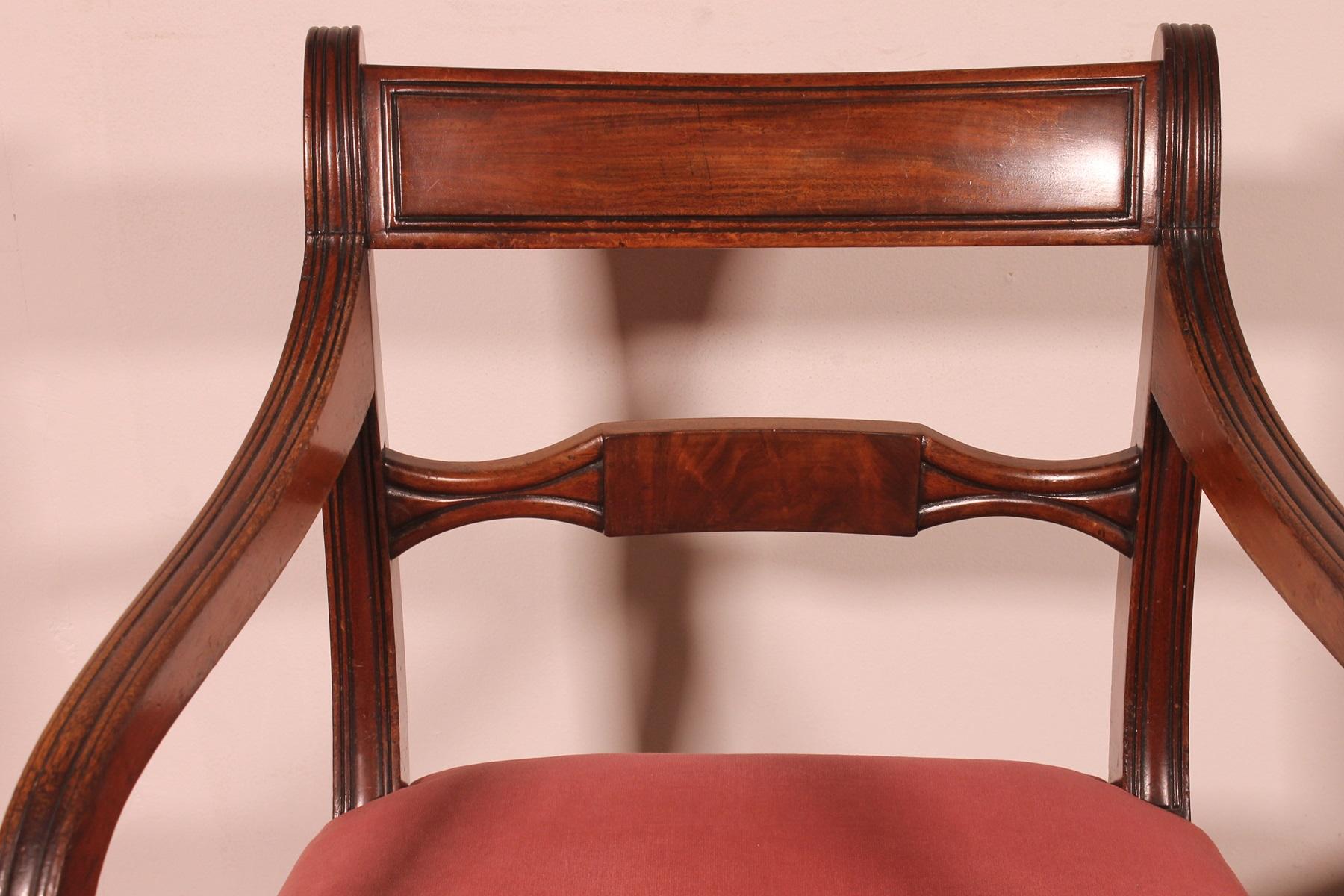Set Of 4 Chairs And Two Armchairs From The 18th Century In Mahogany For Sale 3