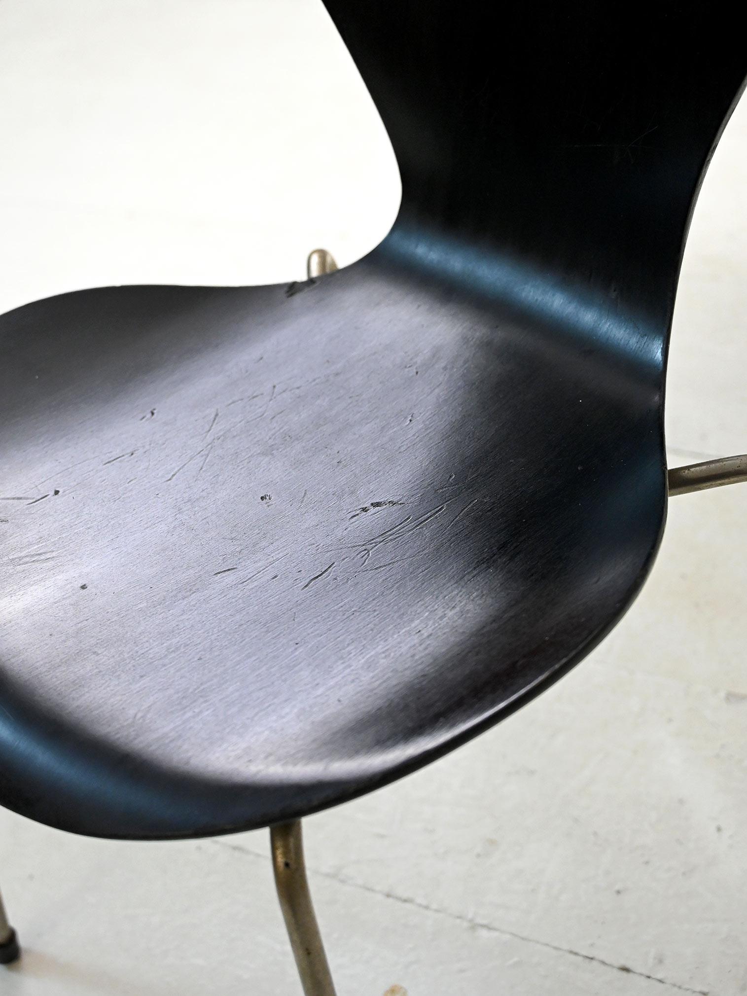 Satz von 4 Stühlen von Arne Jacobsen im Angebot 8