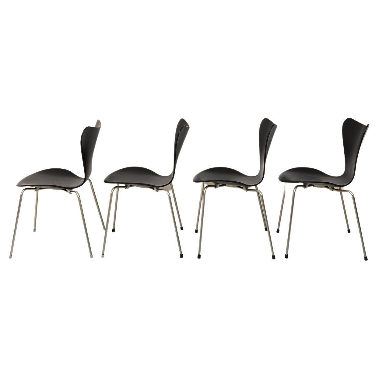 Satz von 4 Stühlen von Arne Jacobsen