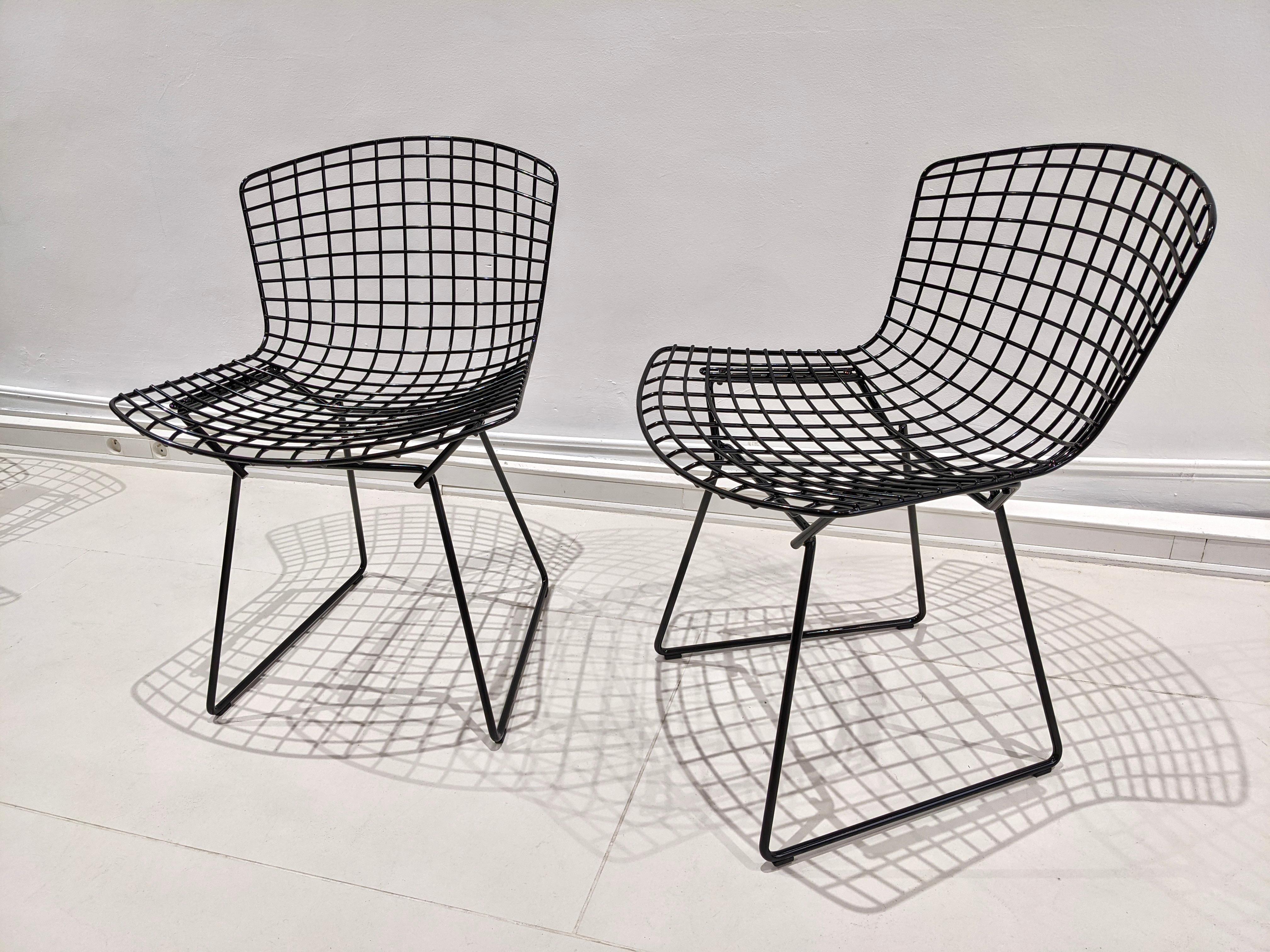 Mid-Century Modern Set of 4 Chairs by Harry Bertoia for Knoll