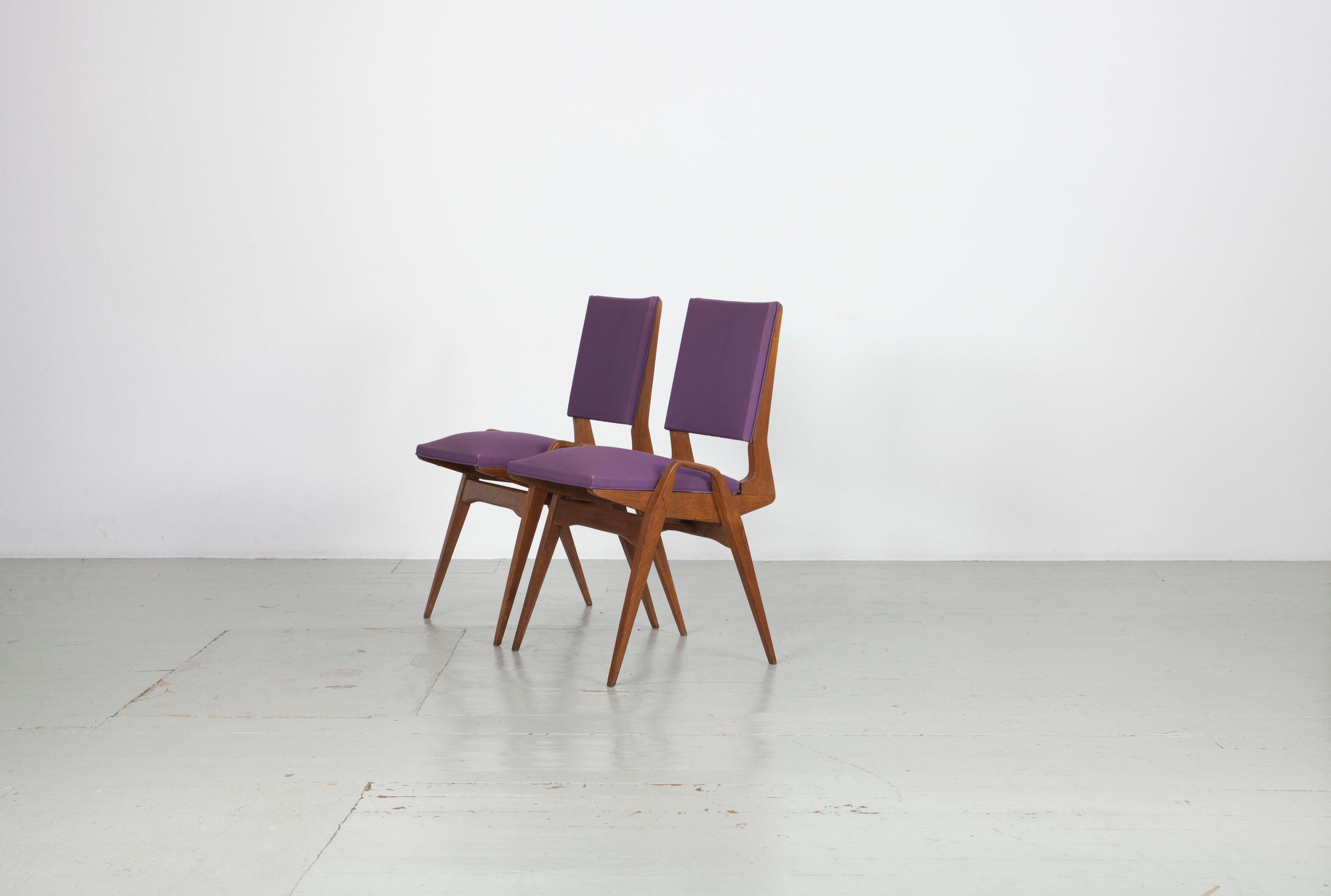 Set of 4 Chairs by Maurice Pré, made in France, 1950, with original fabric. For Sale 1
