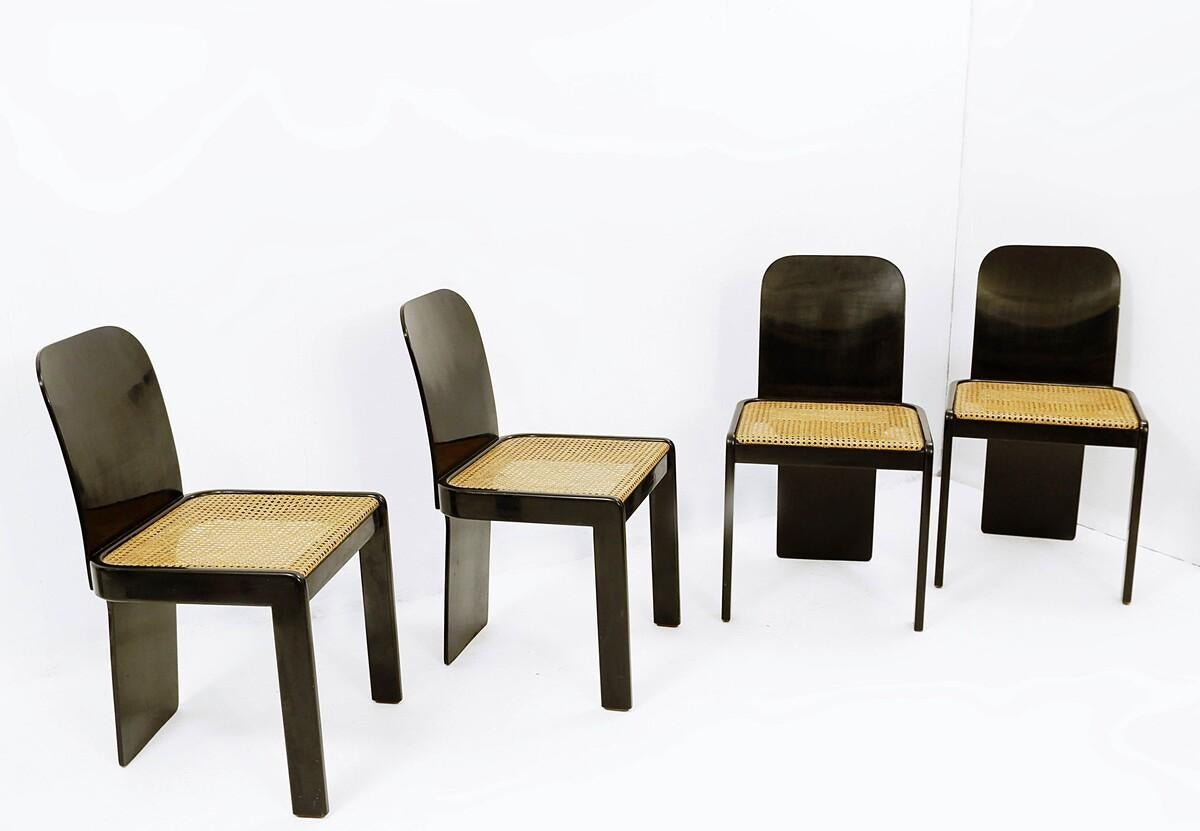 Set of 4 Chairs by Pierluigi Molinari for Pozzi Mid-Century Modern Italian 1970s In Good Condition In Brussels , BE