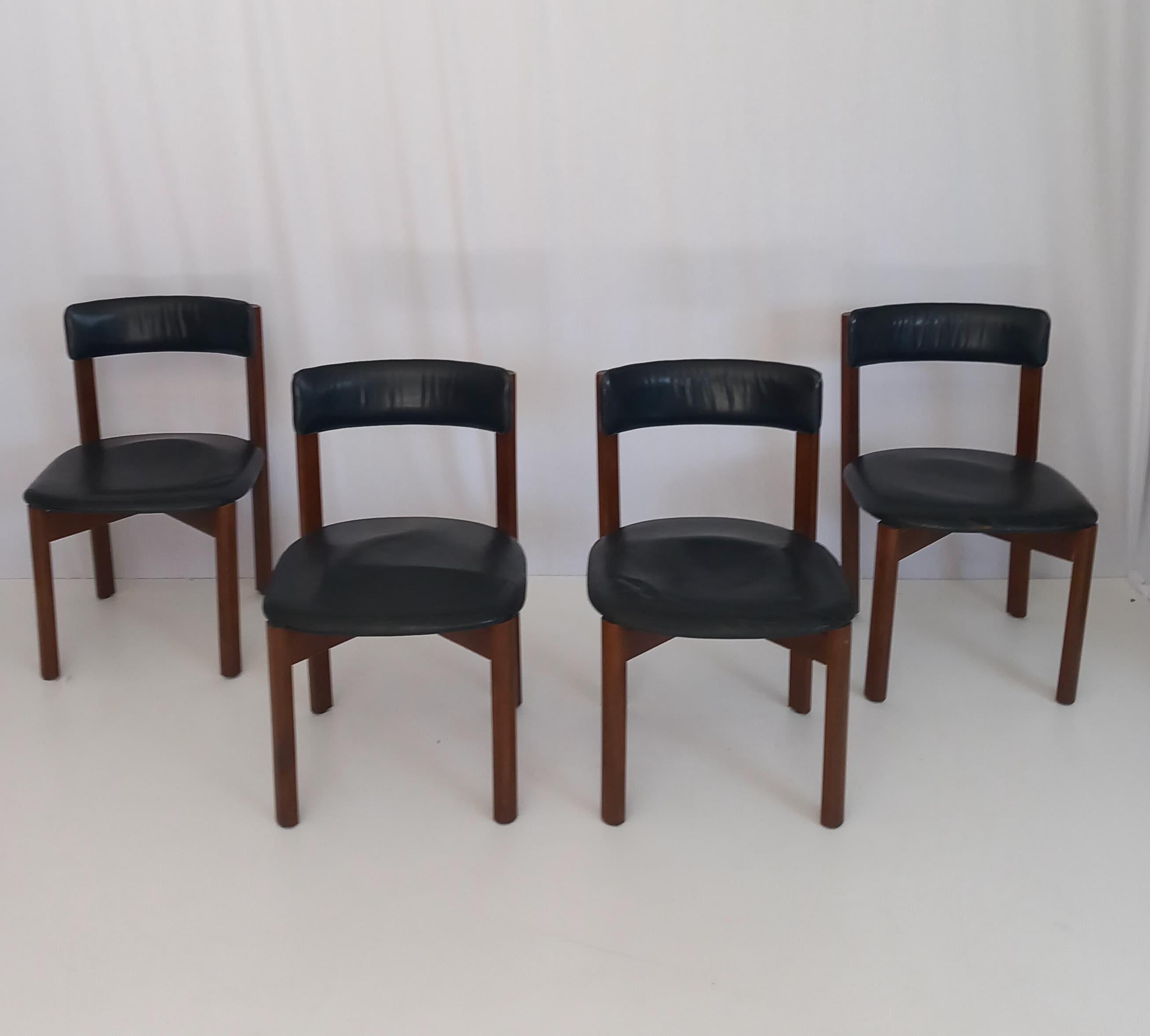 Ensemble de 4 chaises par Sorgente del Mobile, années 70 Bon état - En vente à Medesano, Parma