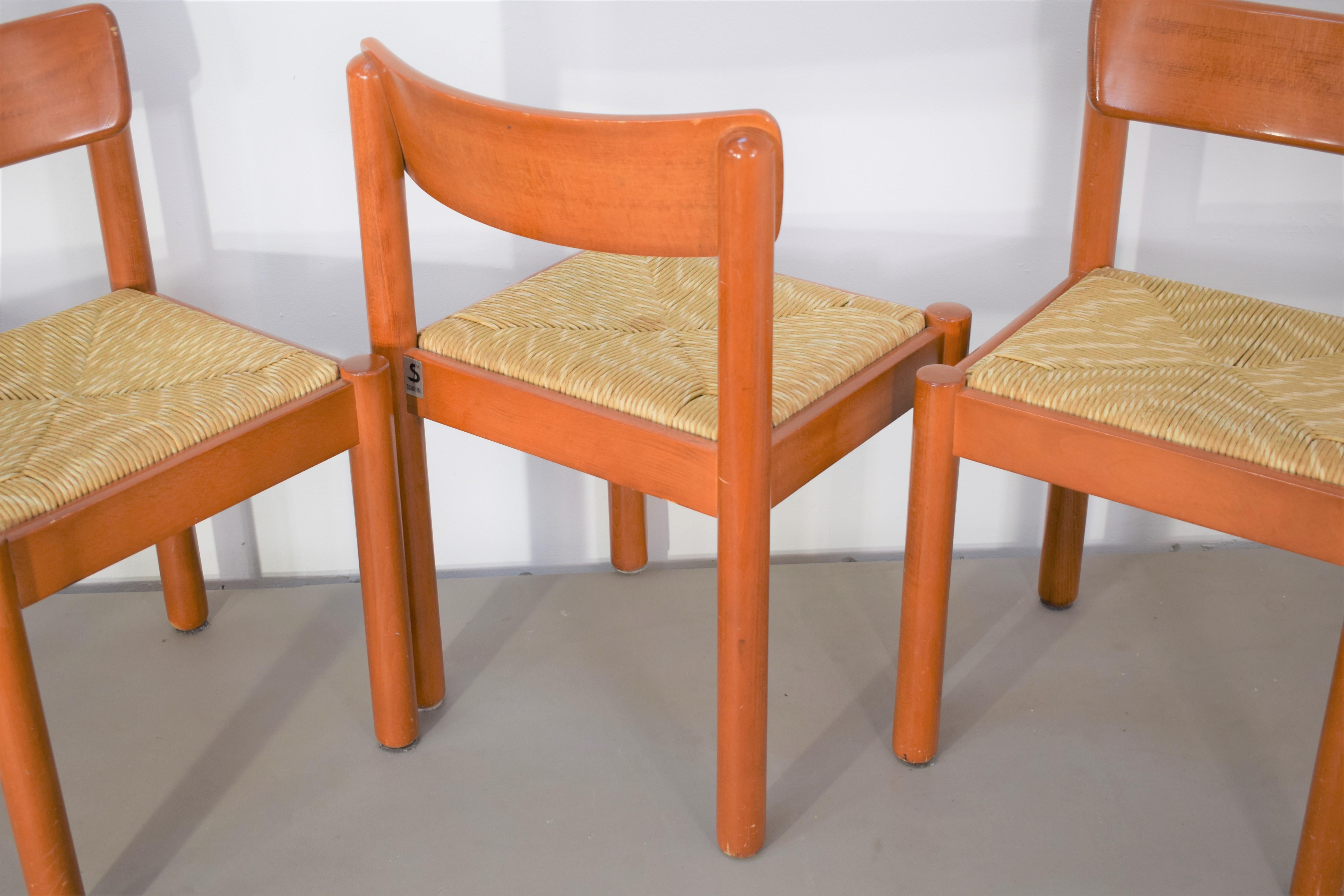 Mid-Century Modern Ensemble de 4 chaises de Vico Magistretti pour Schiffini, années 1960  en vente