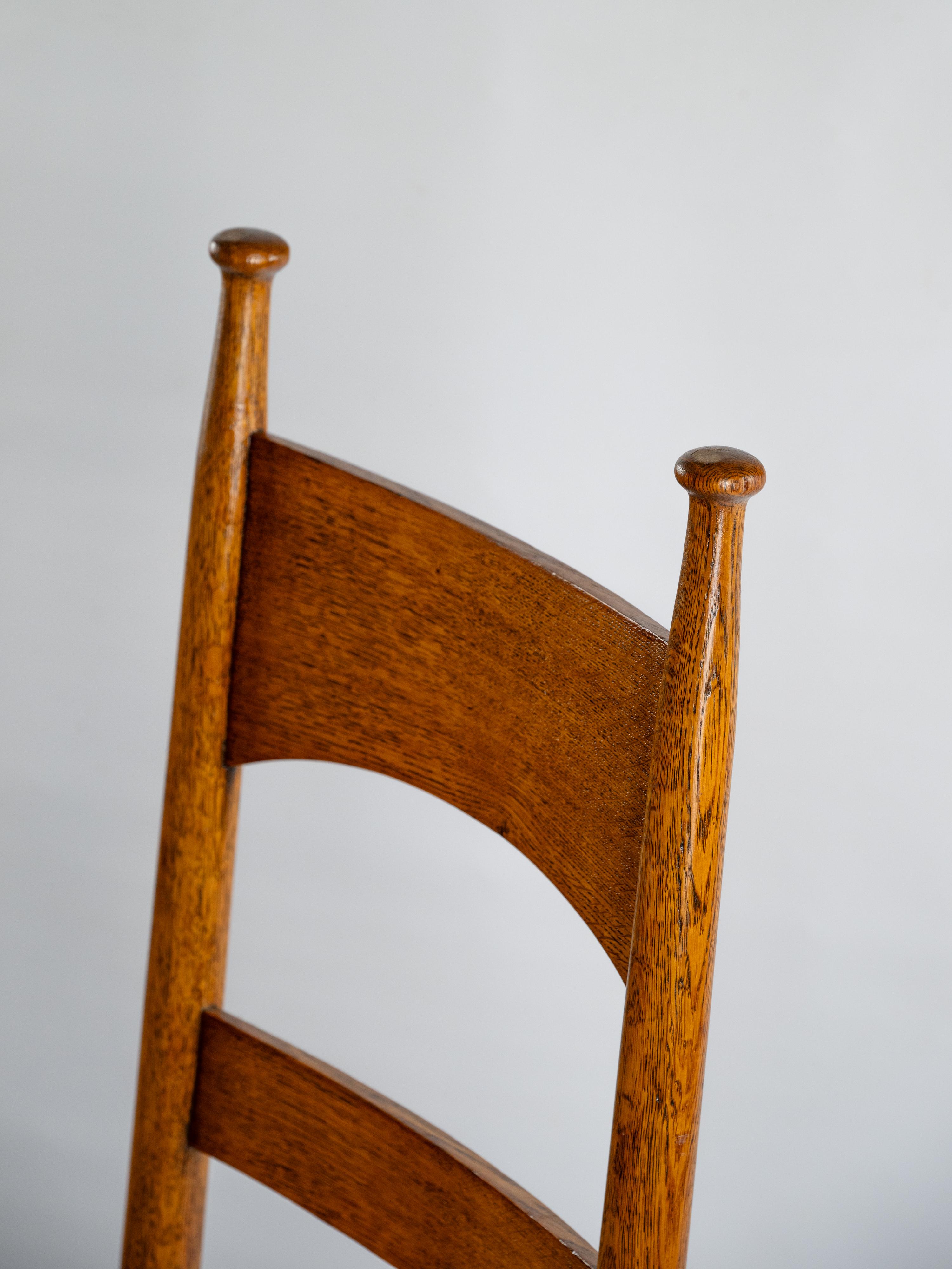 Set di 4 sedie di William Birch per Art and Craft in vendita 2
