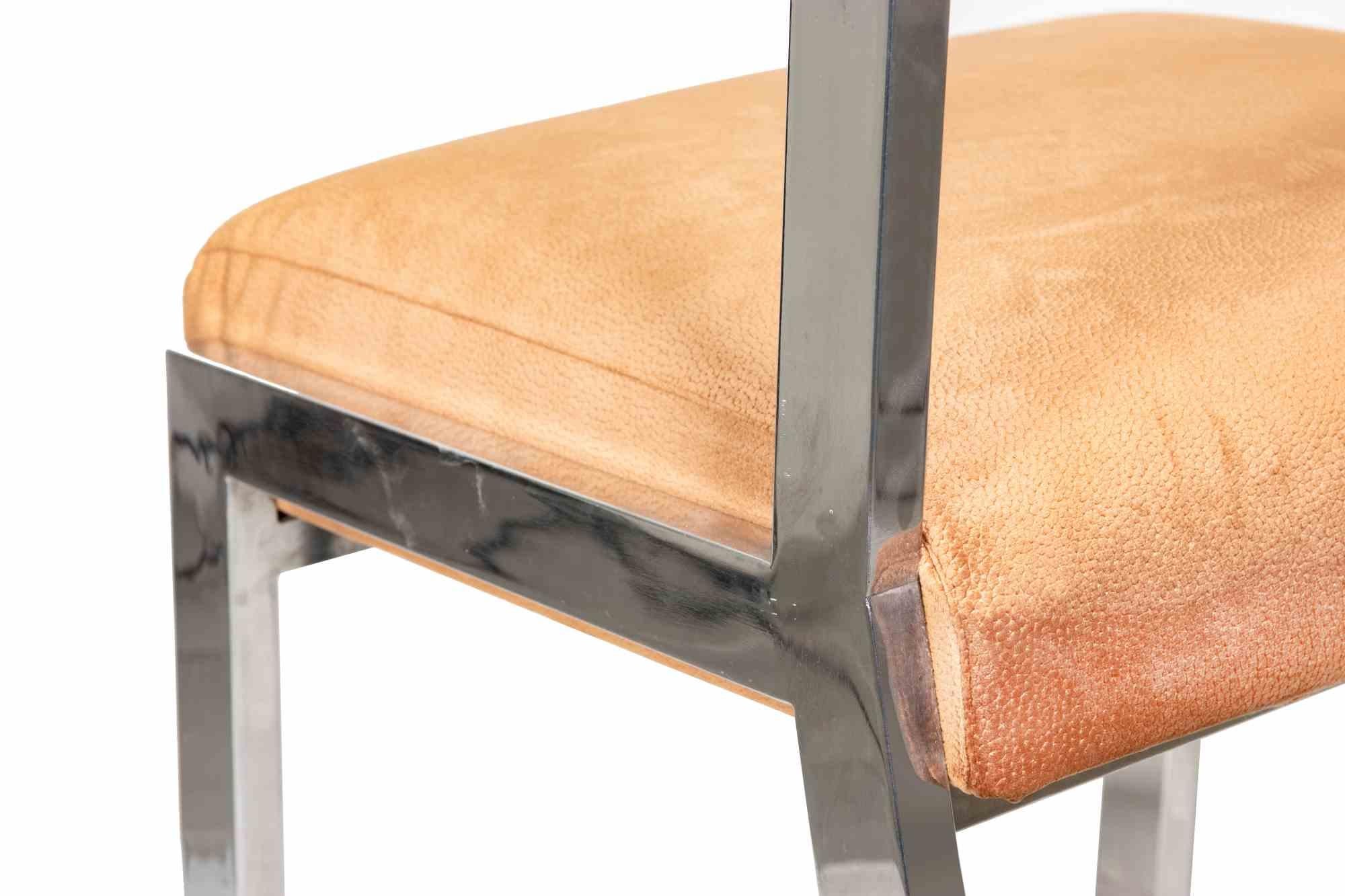 Ensemble de 4 chaises de Willy Rizzo, 1970.

Métal et tissu.

Hauteur totale  83 cm, hauteur d'assise 50 cm, longueur 46 cm, profondeur 42 cm.  

Bonnes conditions.