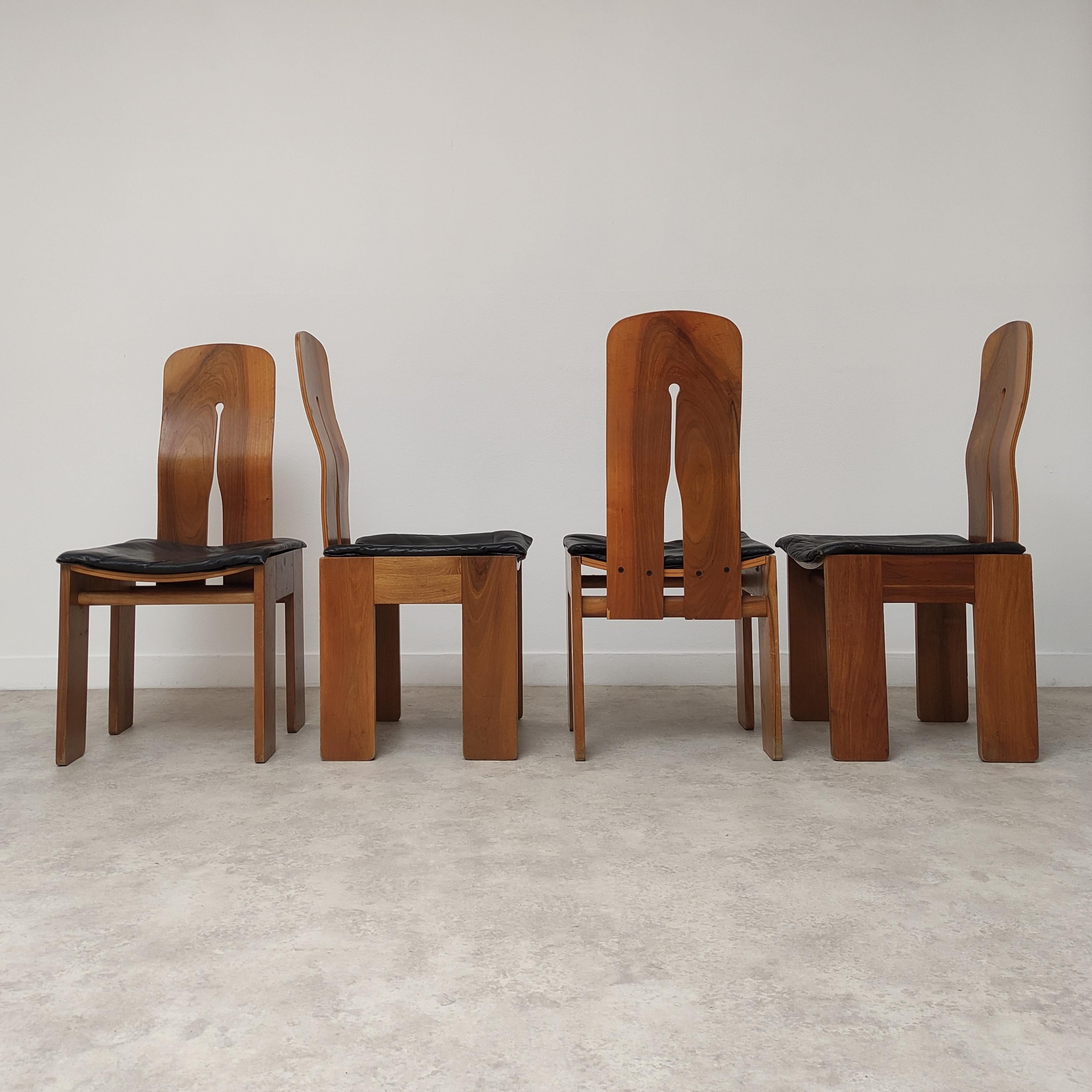 Italian Set of 4 chairs Carlo Scarpa, Bernini mod. 1934-765 For Sale