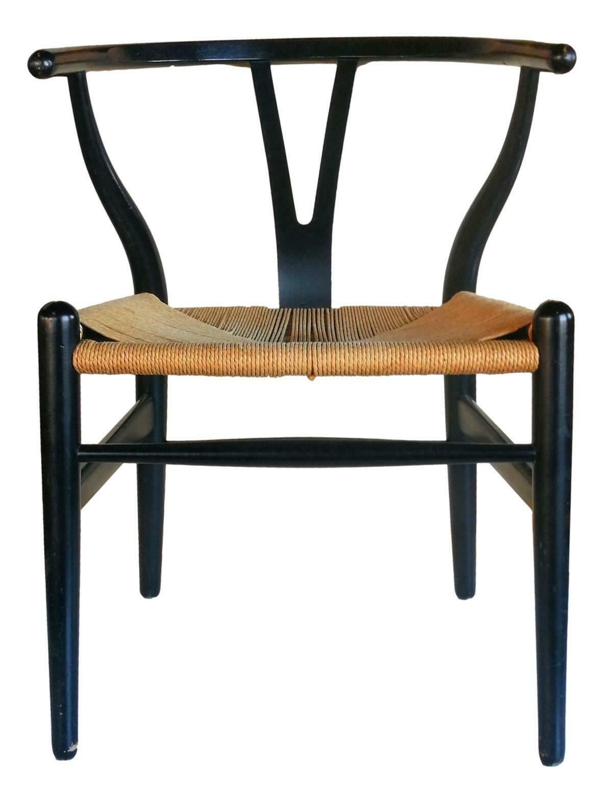 Mid-Century Modern Set of 4 Chairs 
