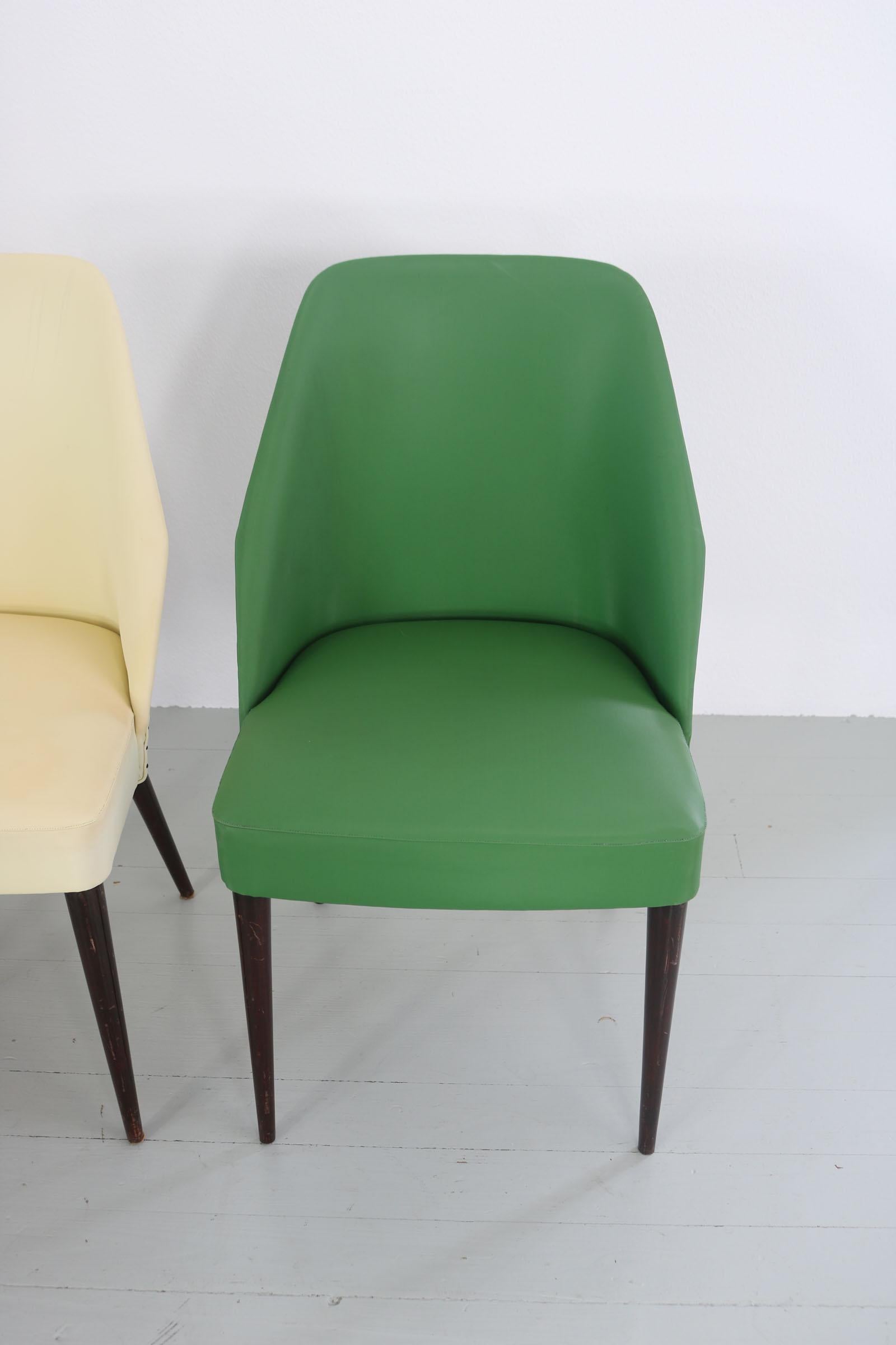 Set of 4 Chairs, Designed and Manufactured by Figli Di Amedeo Cassina in Italy For Sale 1