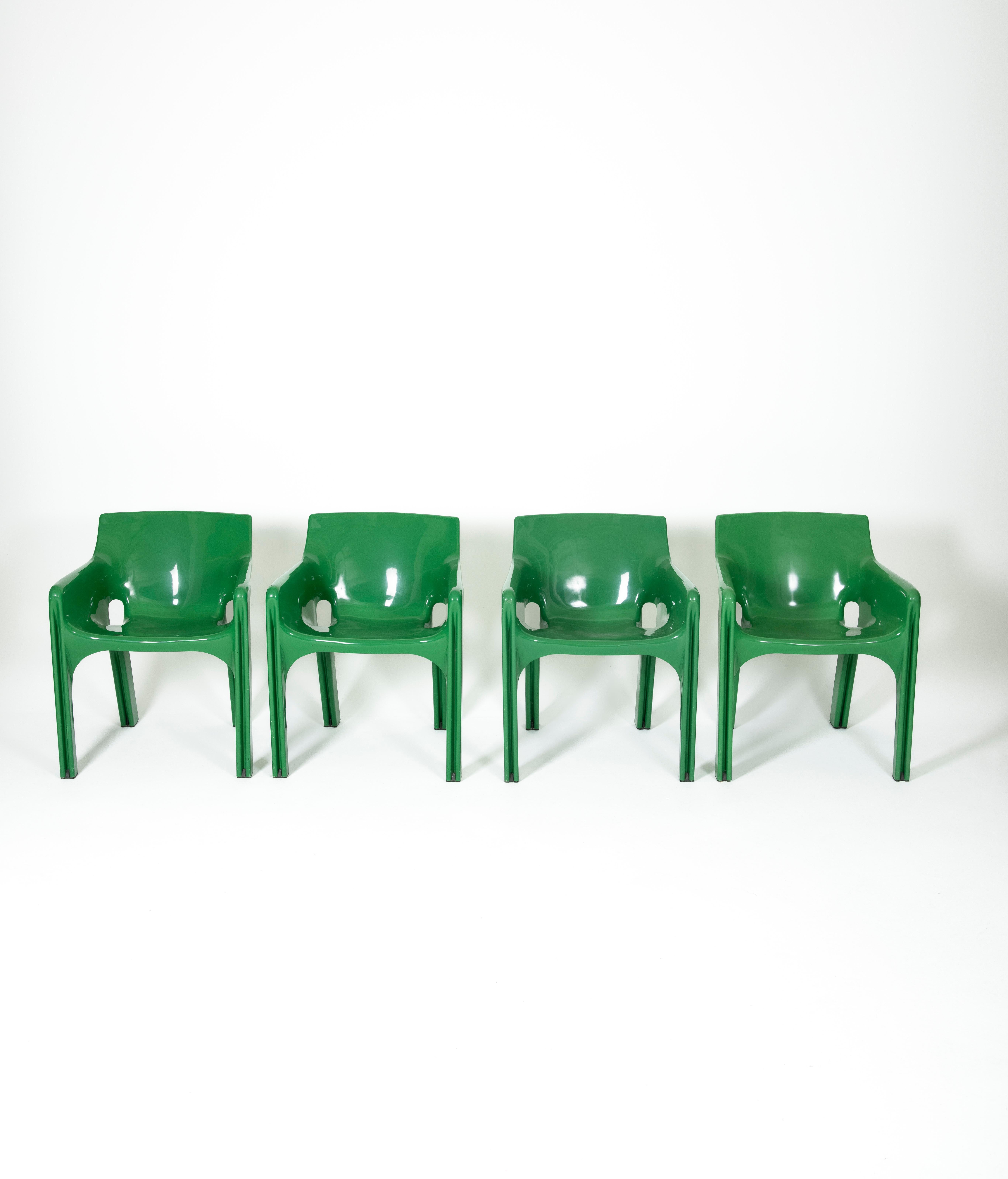 Mid-Century Modern Set of 4 Chairs Gaudi by Vico Magistretti for Artemide, 1970s