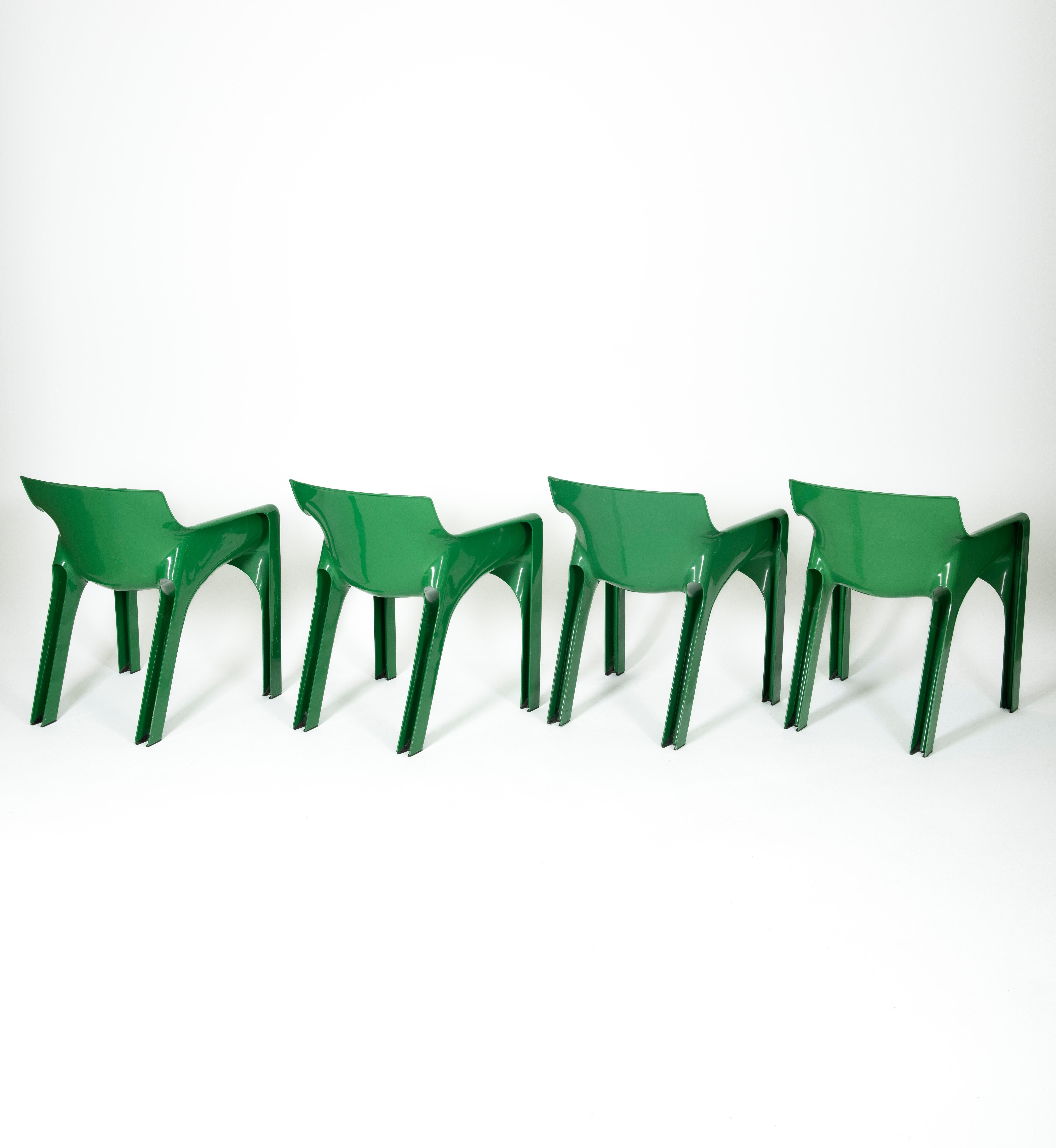 Italian Set of 4 Chairs Gaudi by Vico Magistretti for Artemide, 1970s