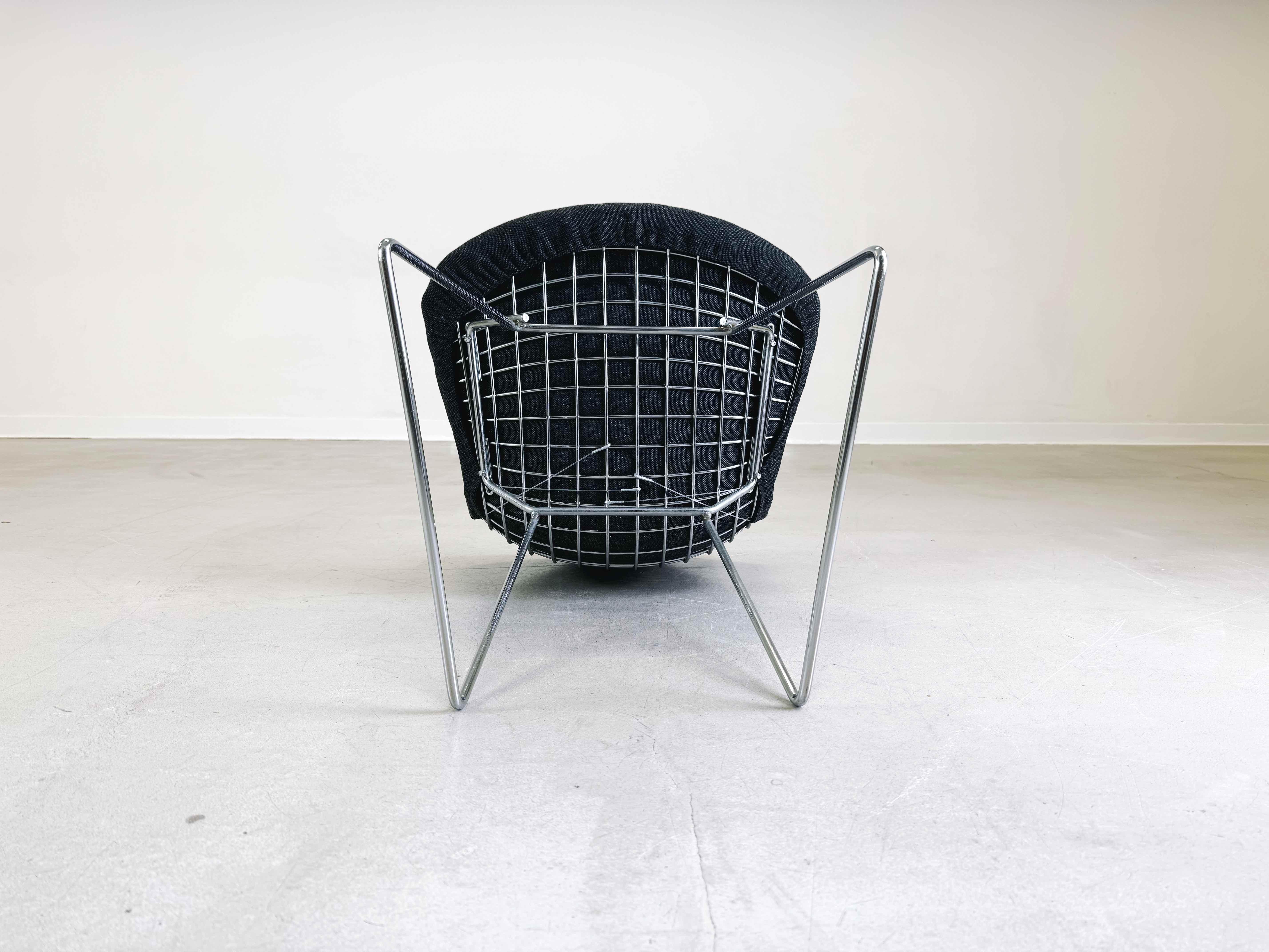 Set di 4 sedie Harry Bertoia Knoll International anni '80 imbottite in vendita 6