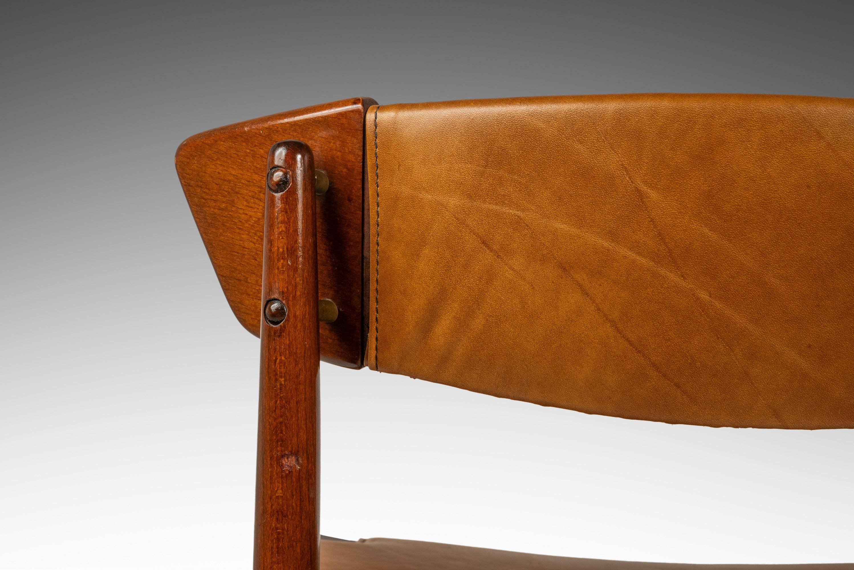 Set of 4 Chairs in Beech & Leather, Ib Kofod-Larsen for Selig, Denmark, c. 1960s in vendita 4