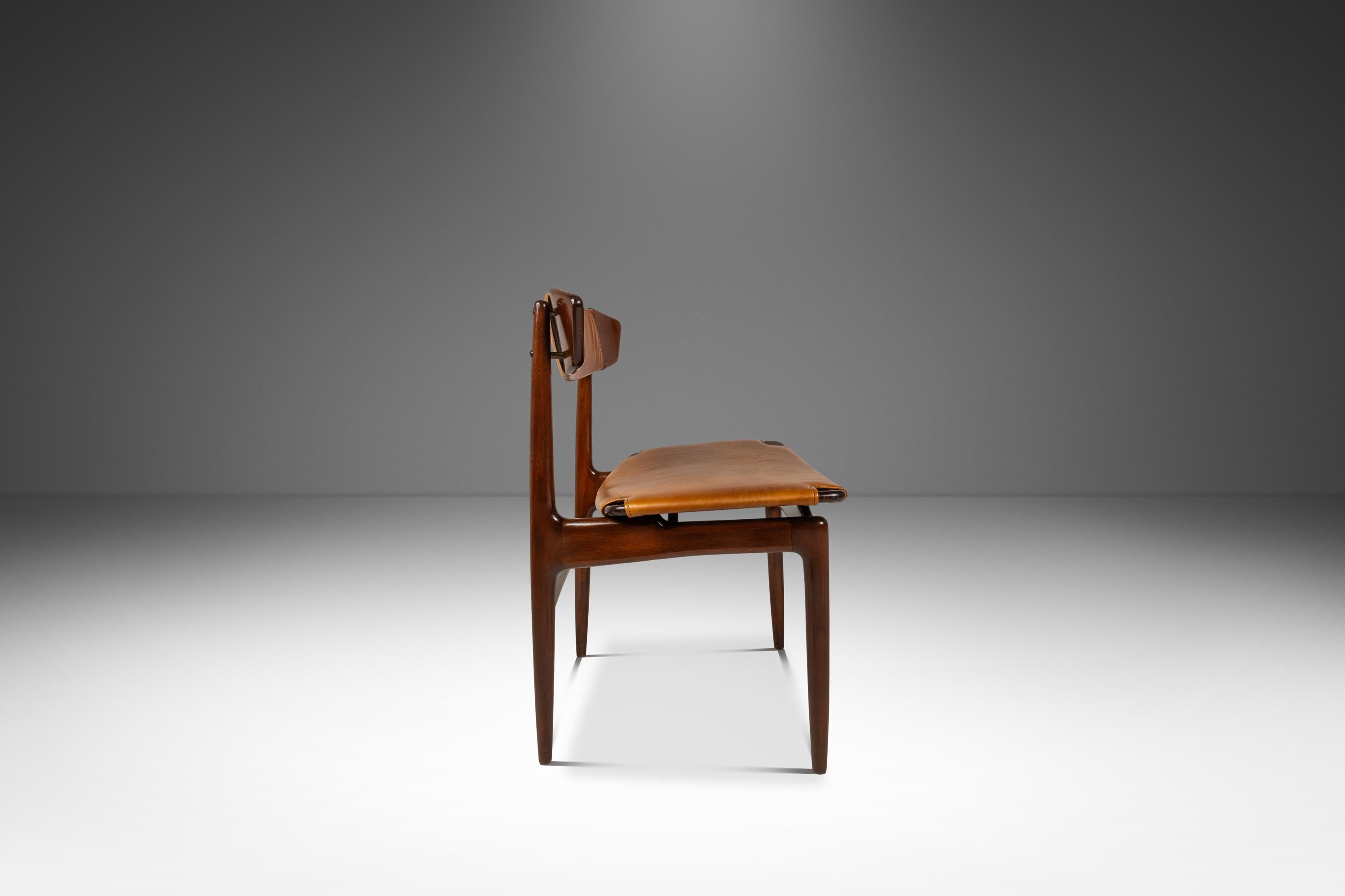 Mid-Century moderno Set of 4 Chairs in Beech & Leather, Ib Kofod-Larsen for Selig, Denmark, c. 1960s in vendita