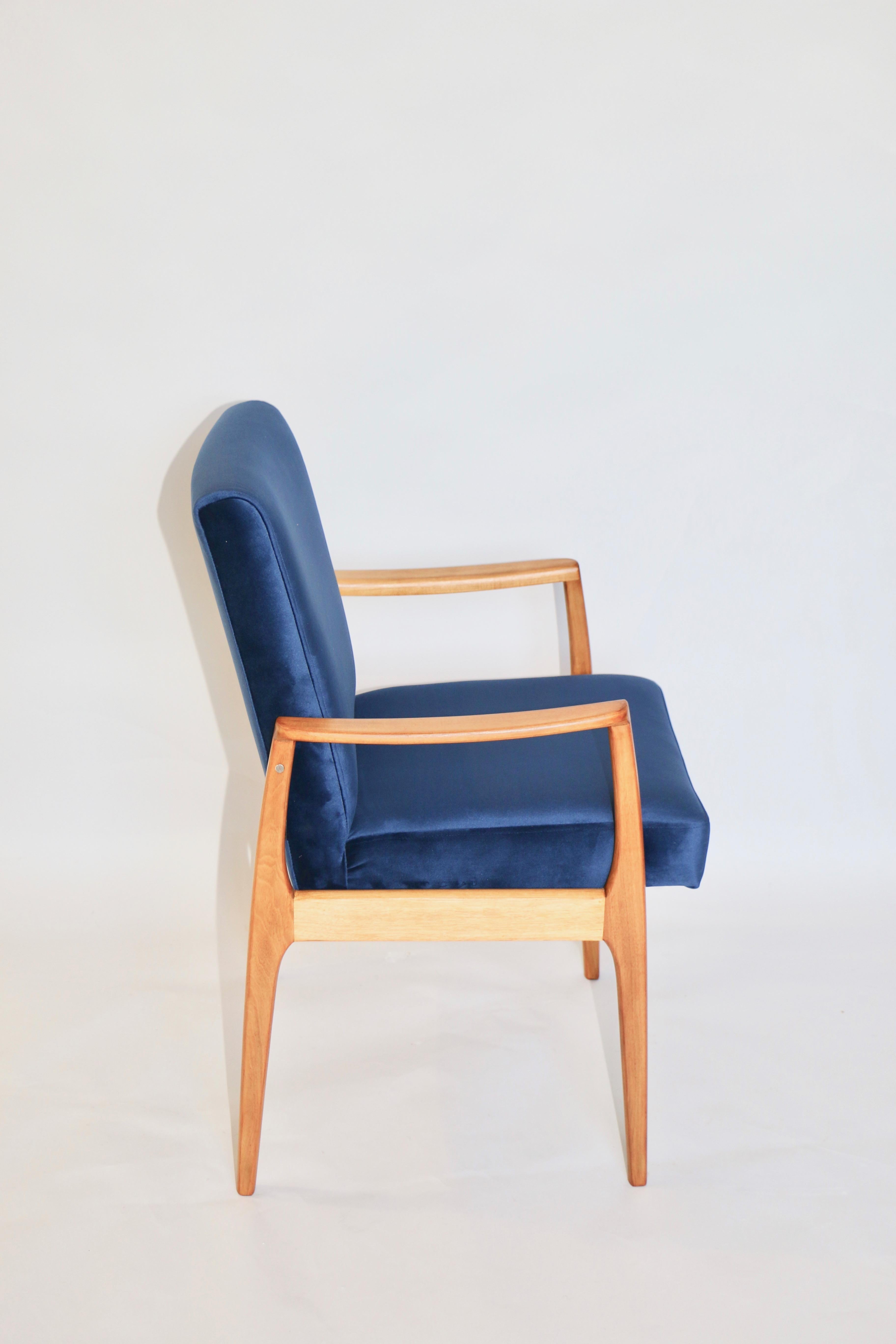 Set of 4 Chairs in Blue Velvet from 20th Century 2