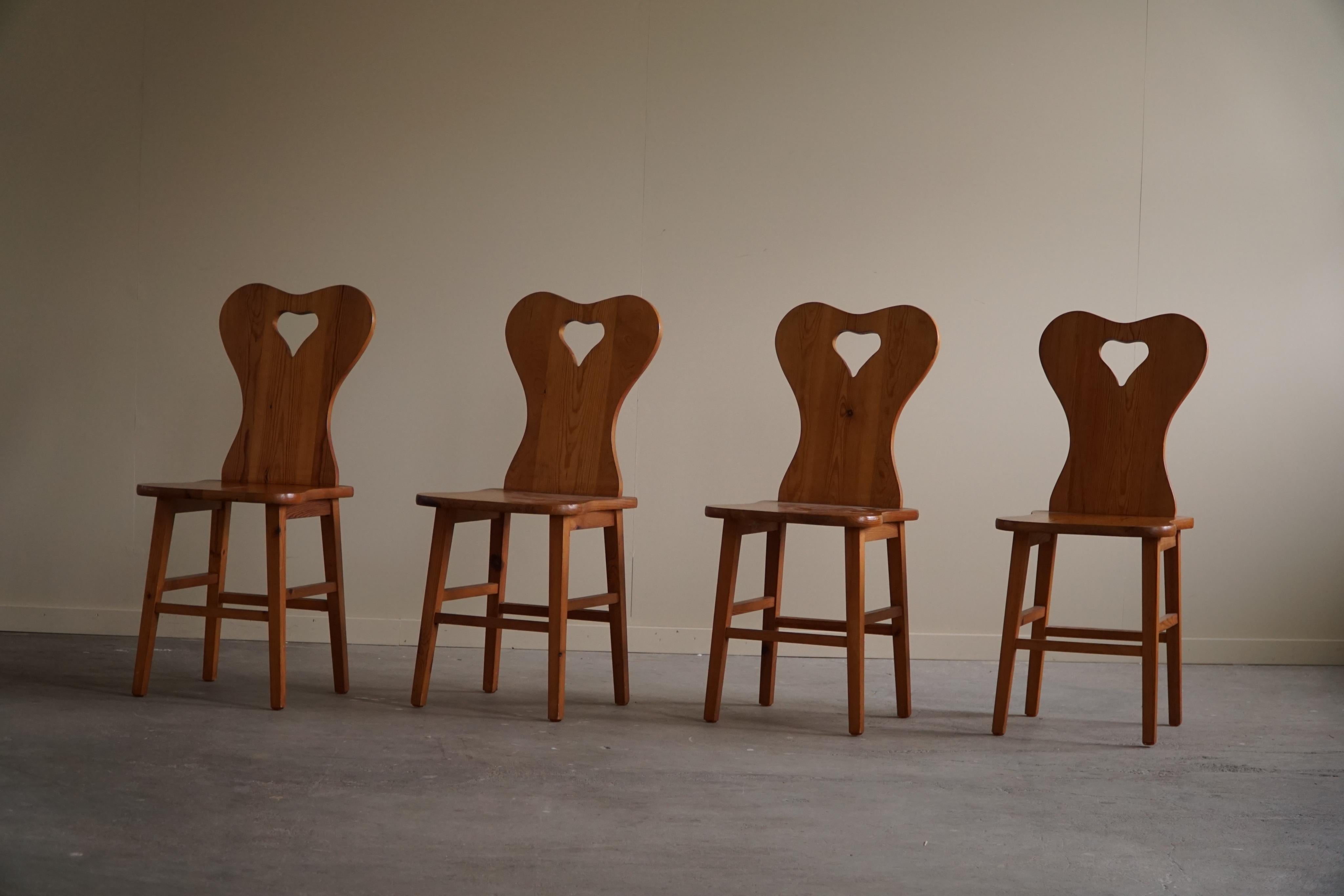 Set of 4 Chairs in Pine, by a Swedish Cabinetmaker, Scandinavian Modern, 1960s For Sale 5