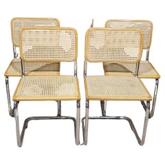 Ensemble de 4 chaises dans le style de Marcel Breuer, modèle Cesca B32, Italie