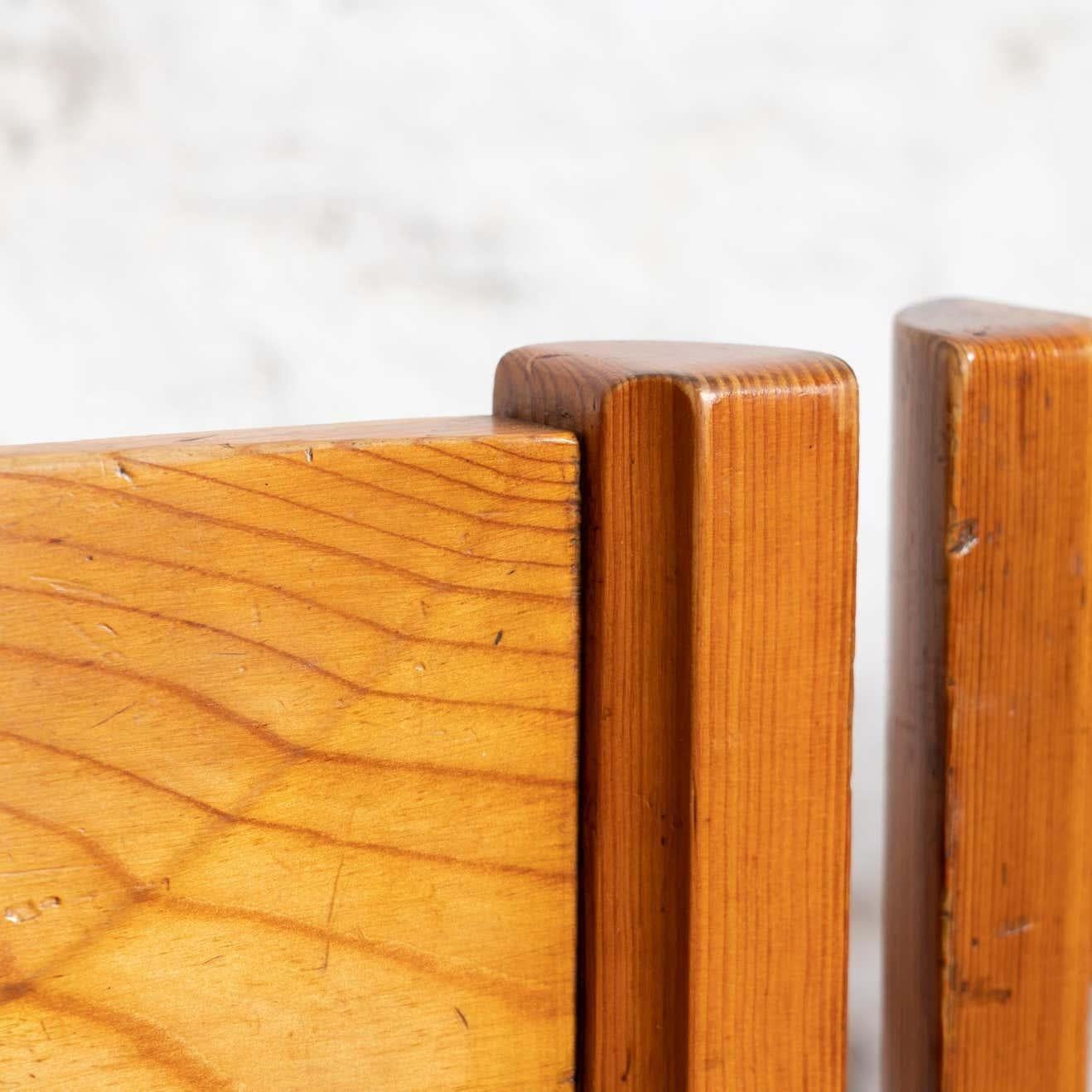 Ensemble de 4 chaises Jordi Vilanova Chaises Aran, circa 1960 en vente 6