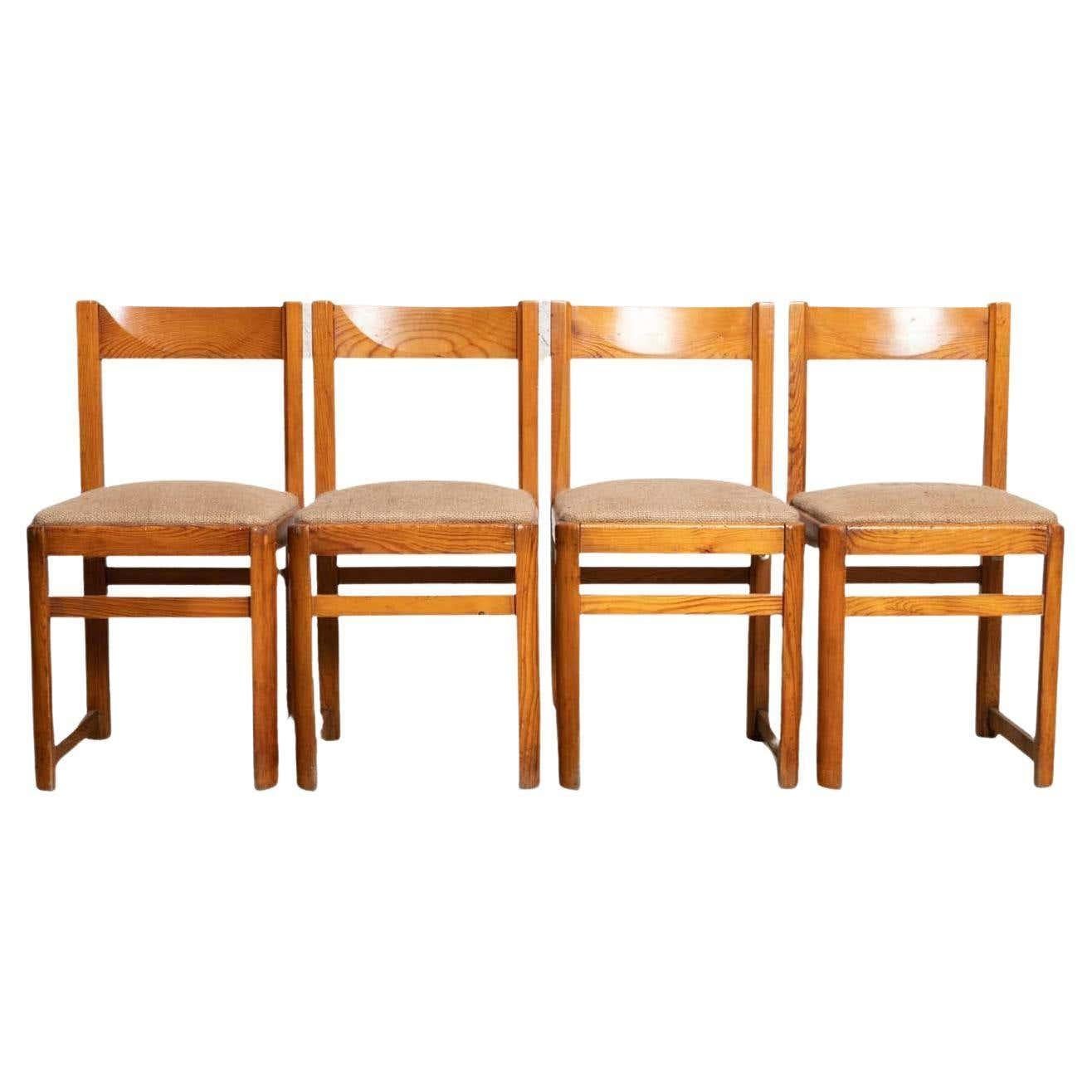 Set of 4 Chairs Jordi Vilanova Aran Chairs, circa 1960 For Sale 9
