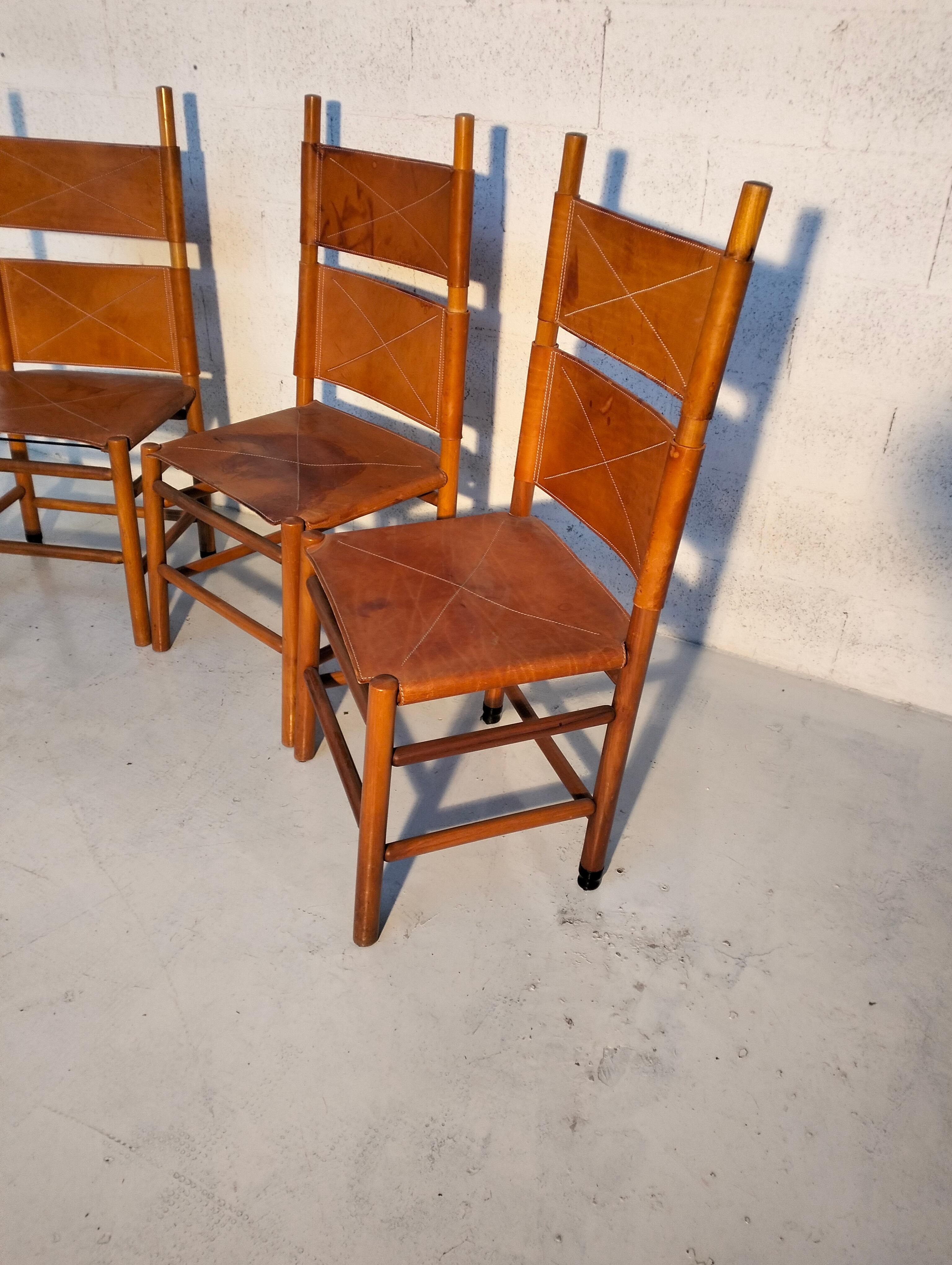 Italian Set of 4 chairs  “Kentucky” model by Carlo Scarpa  for Bernini 70s, 80s