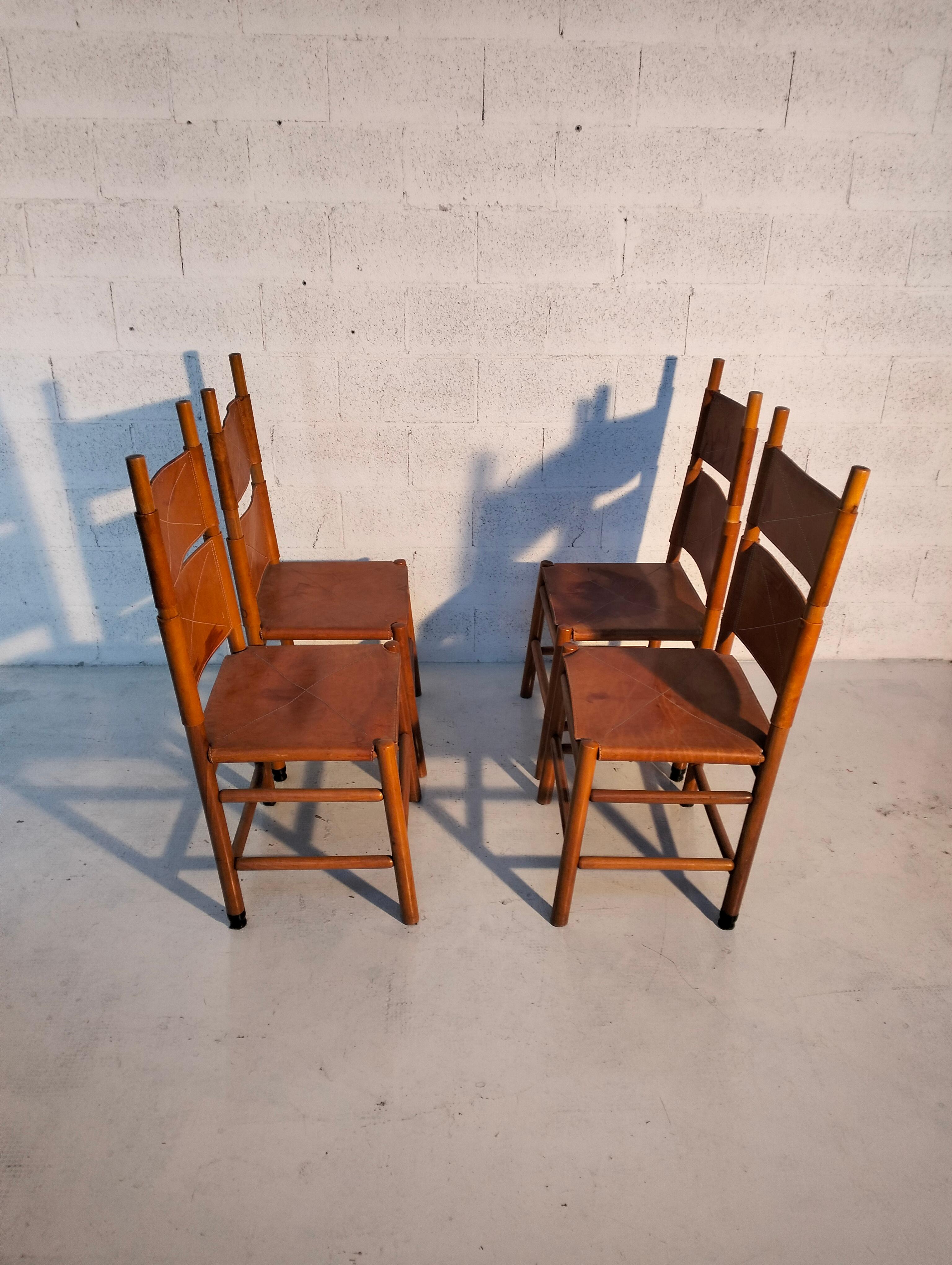 Set of 4 chairs  “Kentucky” model by Carlo Scarpa  for Bernini 70s, 80s In Good Condition In Padova, IT