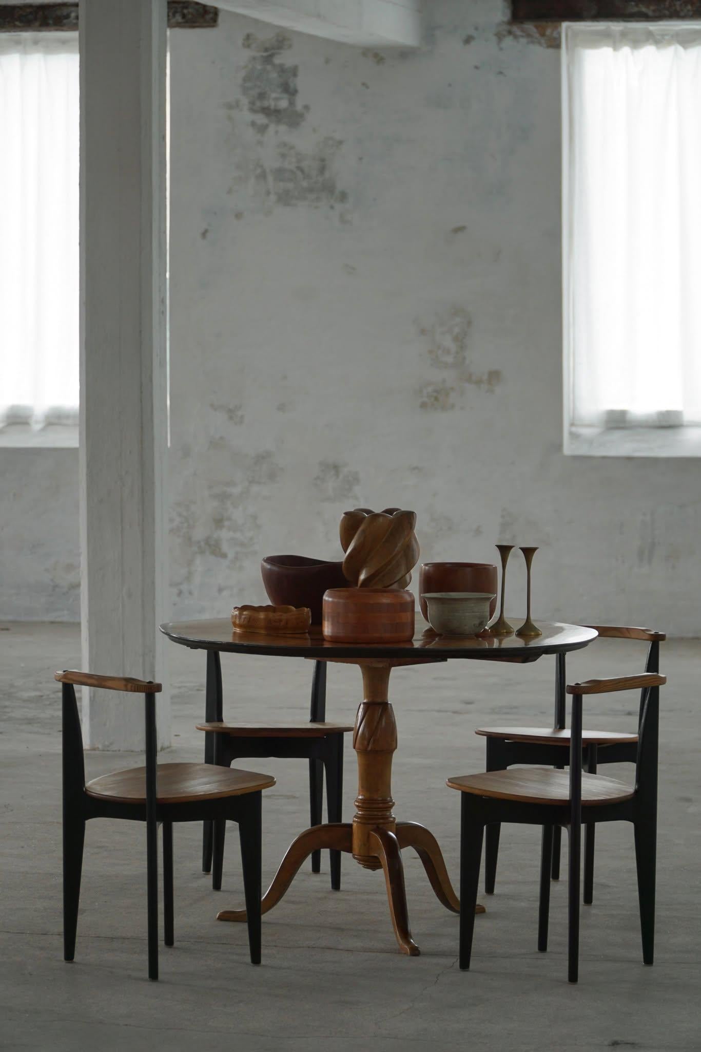Set of 4 Chairs 'Thema' in Pine by Yngve Ekström, Swedese, Swedish Modern, 1954. (Moderne der Mitte des Jahrhunderts) im Angebot