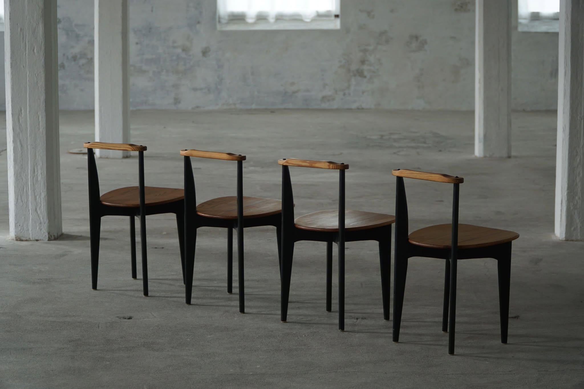 Set of 4 Chairs 'Thema' in Pine by Yngve Ekström, Swedese, Swedish Modern, 1954. (20. Jahrhundert) im Angebot