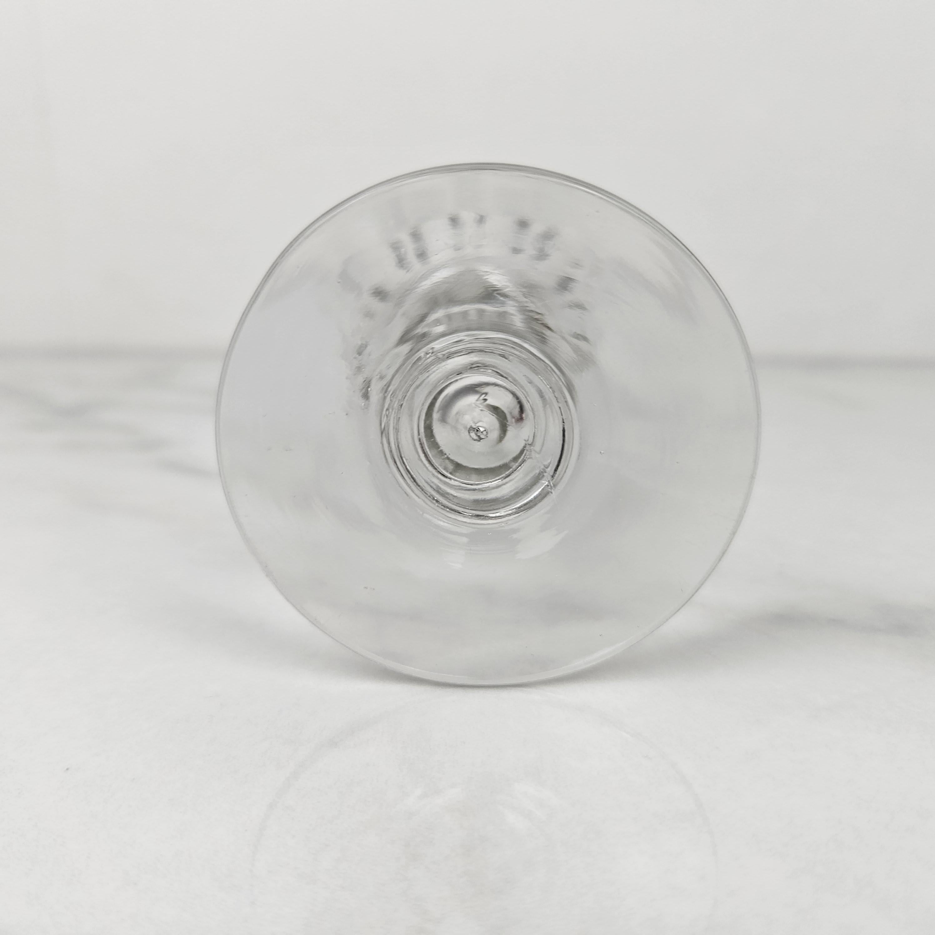 Verre brun Ensemble de 4 charmantes flûtes à champagne soufflées à la main, vers 1890 en vente