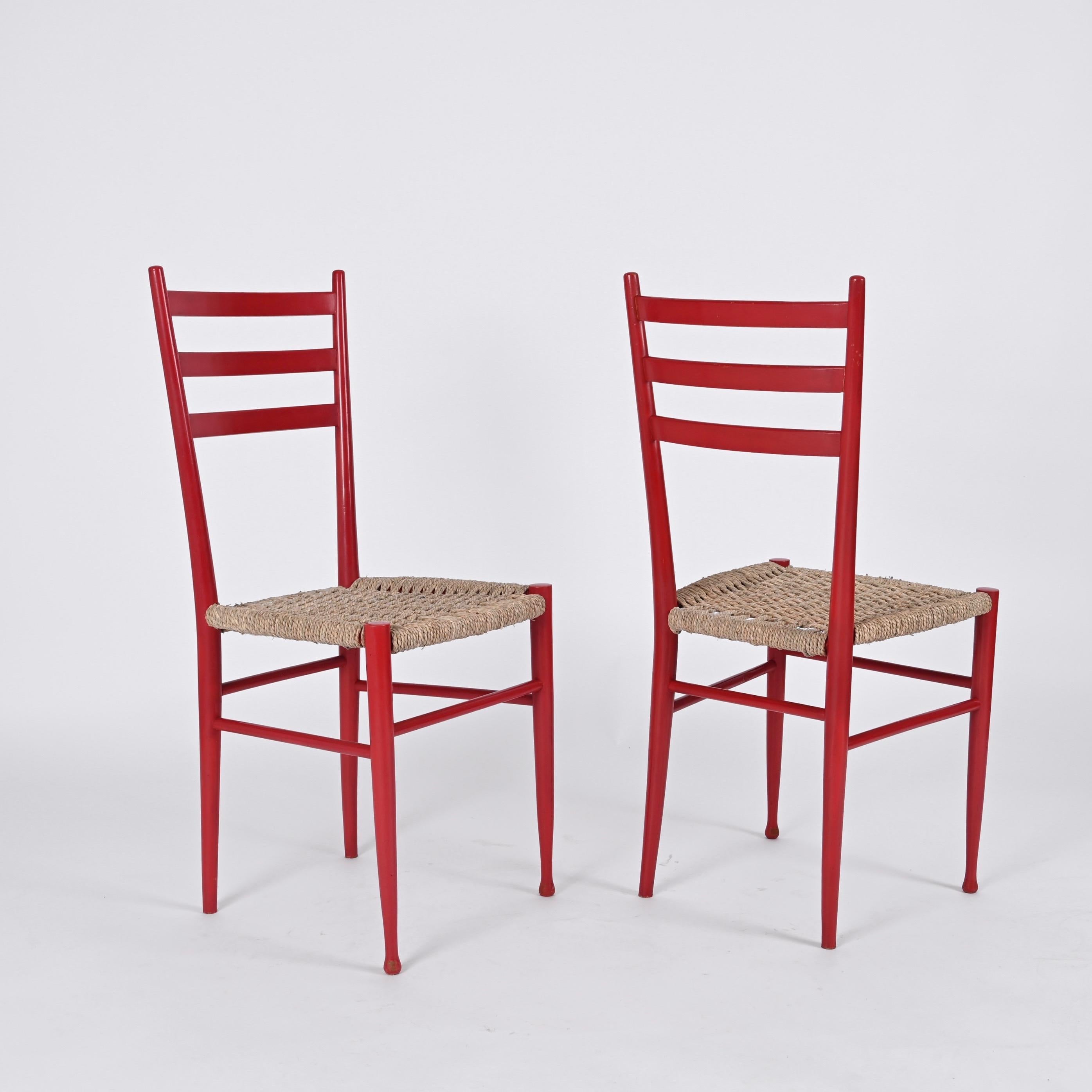 Set of 4 Chiavarine Chairs in Red Stained Beech and Bamboo Rope, Italy 1950s For Sale 1