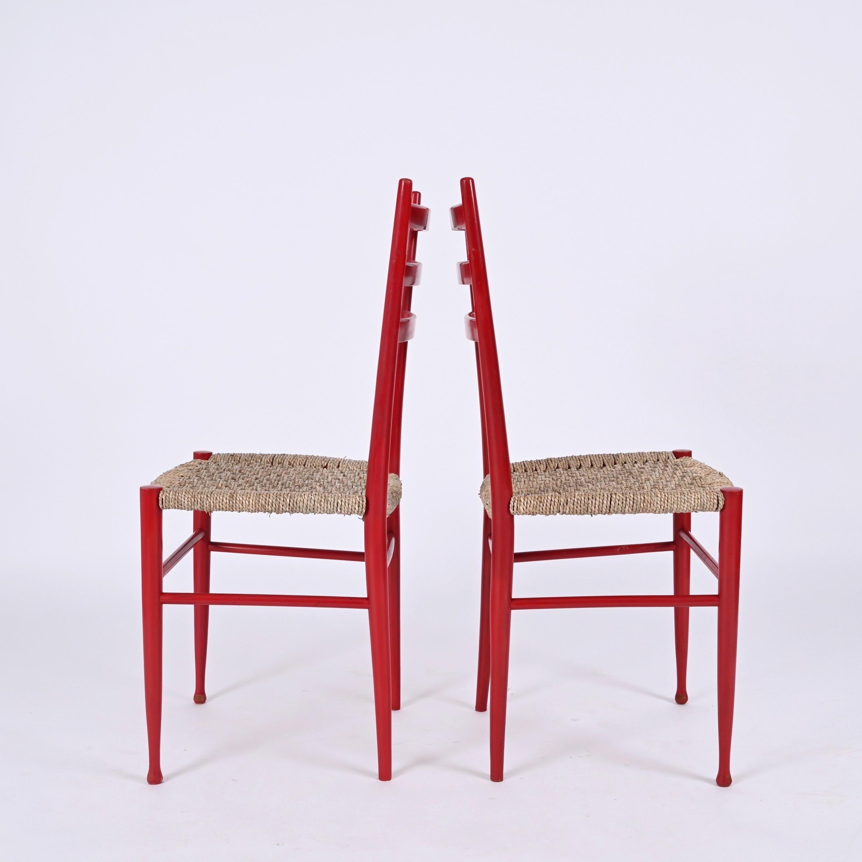 Set of 4 Chiavarine Chairs in Red Stained Beech and Bamboo Rope, Italy 1950s For Sale 2