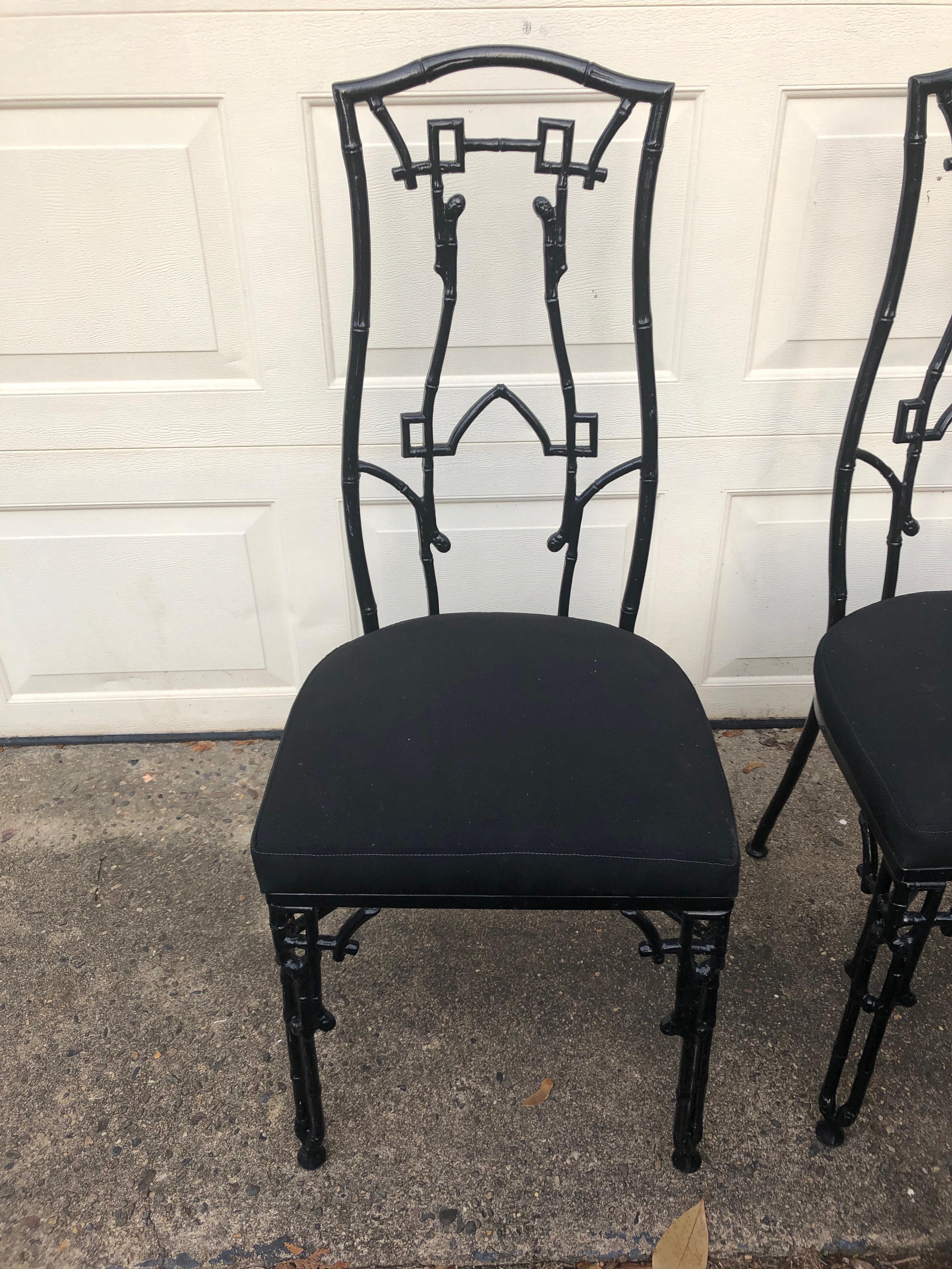 Set of 4 Chic Iron Chinoiserie Style Patio Side Chairs 1