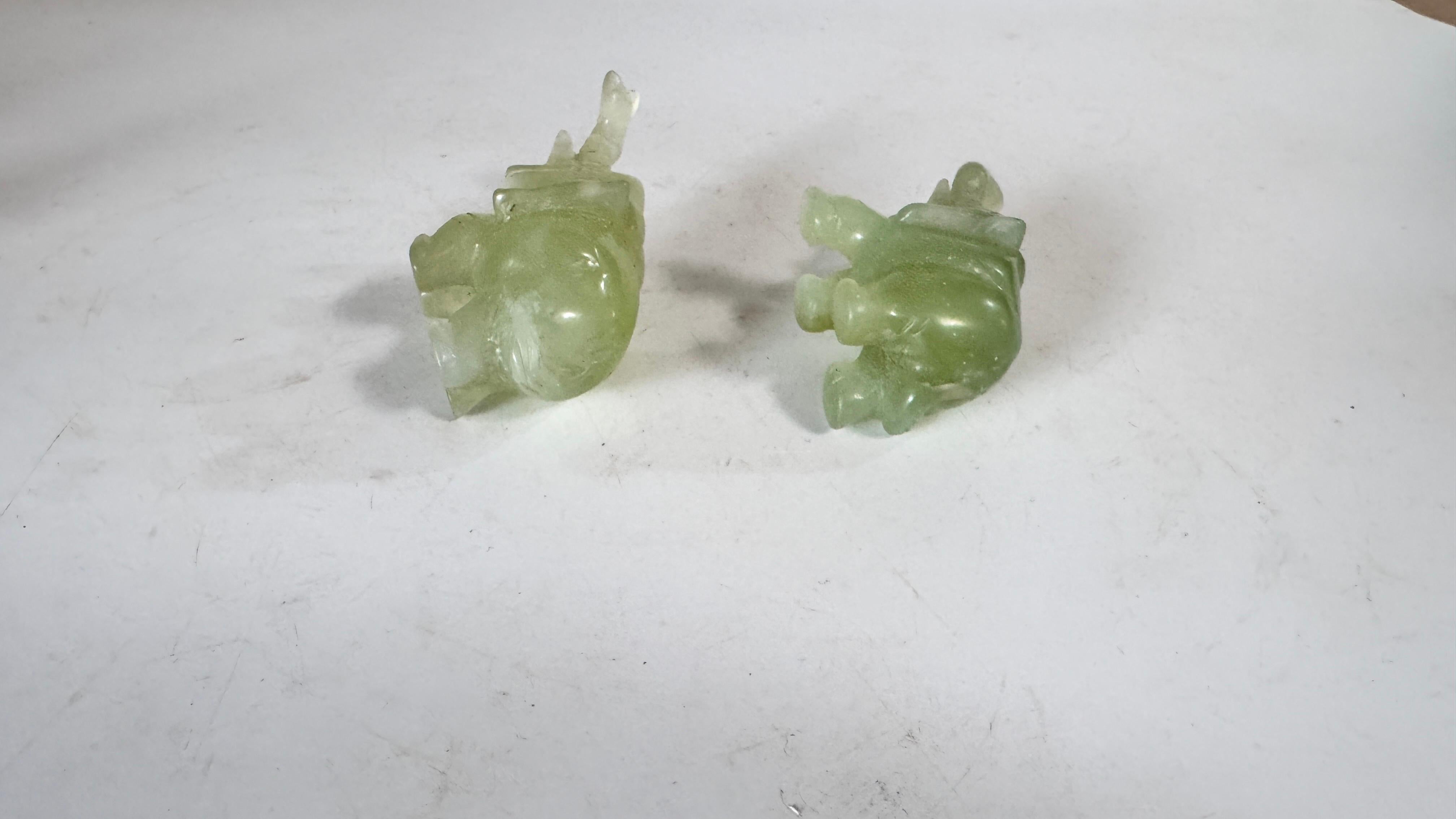 Satz von 4 chinesischen Tierfiguren aus Jade und Onyx - Elefanten, Löwe und Hund, 20. im Angebot 10